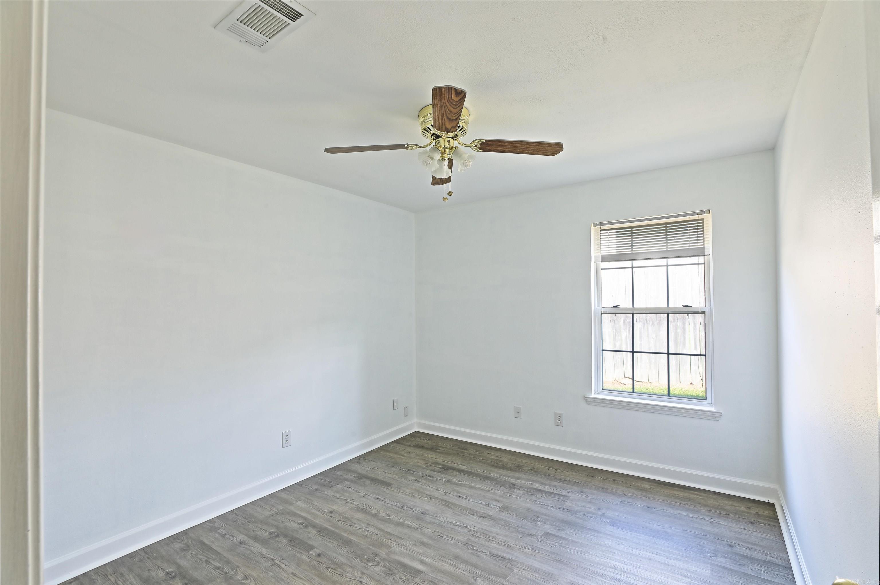 HONEYSUCKLE HILLS ADD - Residential