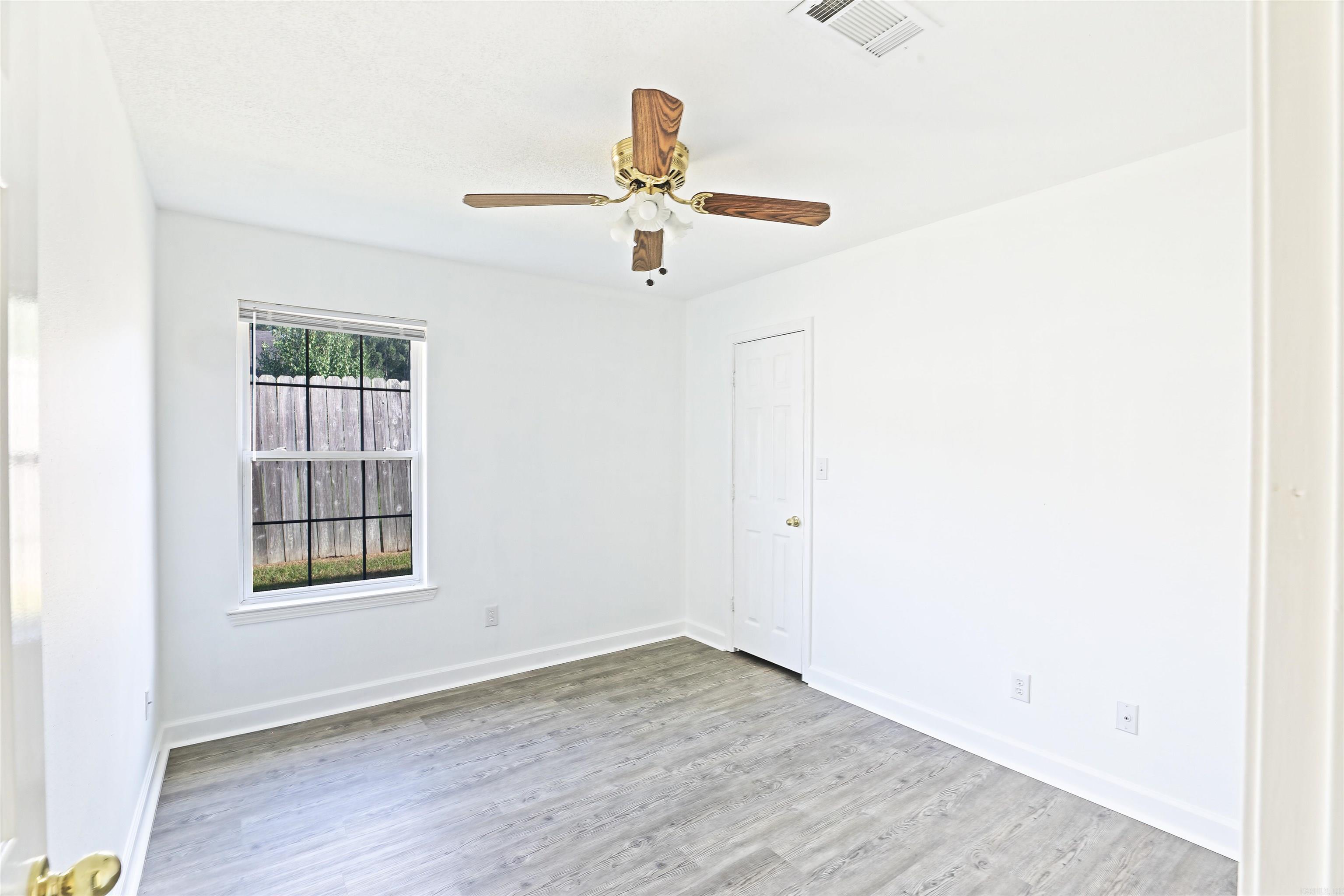 HONEYSUCKLE HILLS ADD - Residential