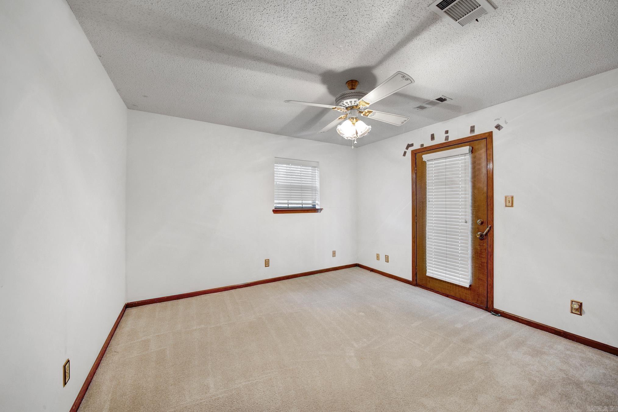 Metes & Bounds - Residential Lease