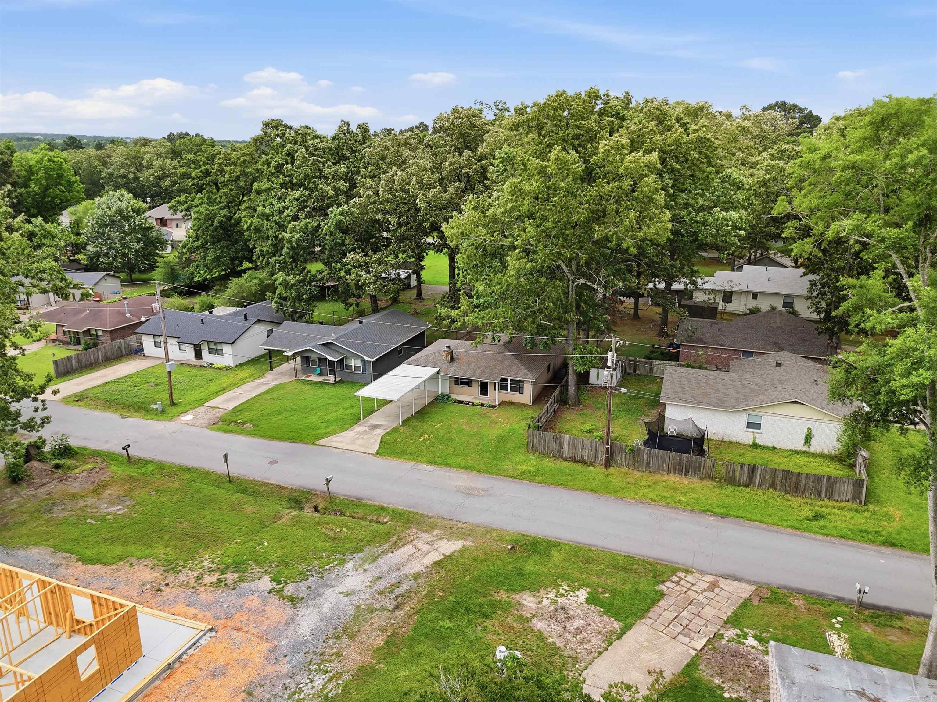 ORIGINAL TOWN-BRYANT - Residential
