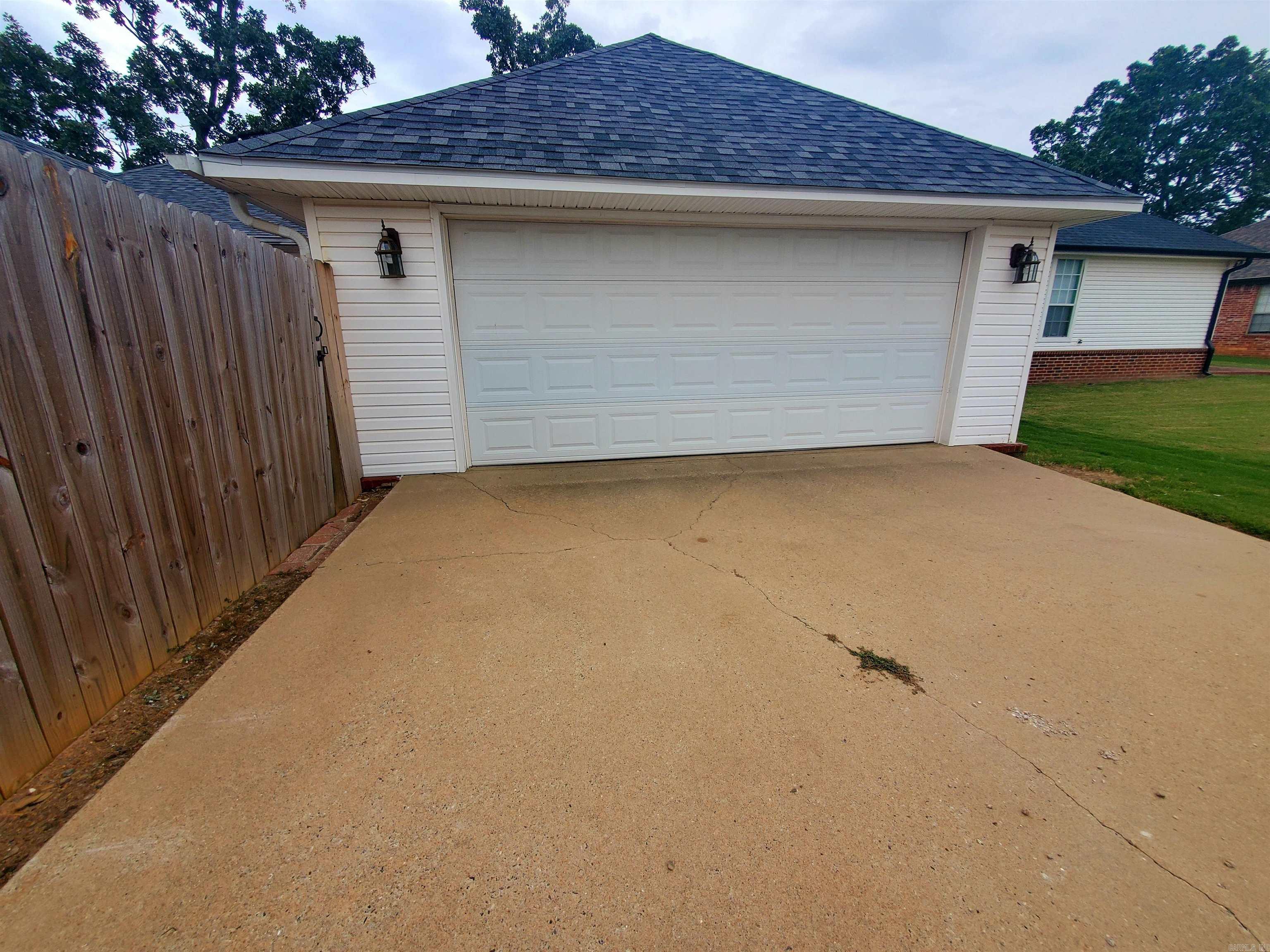 GARDEN OAKS ADDN - Residential