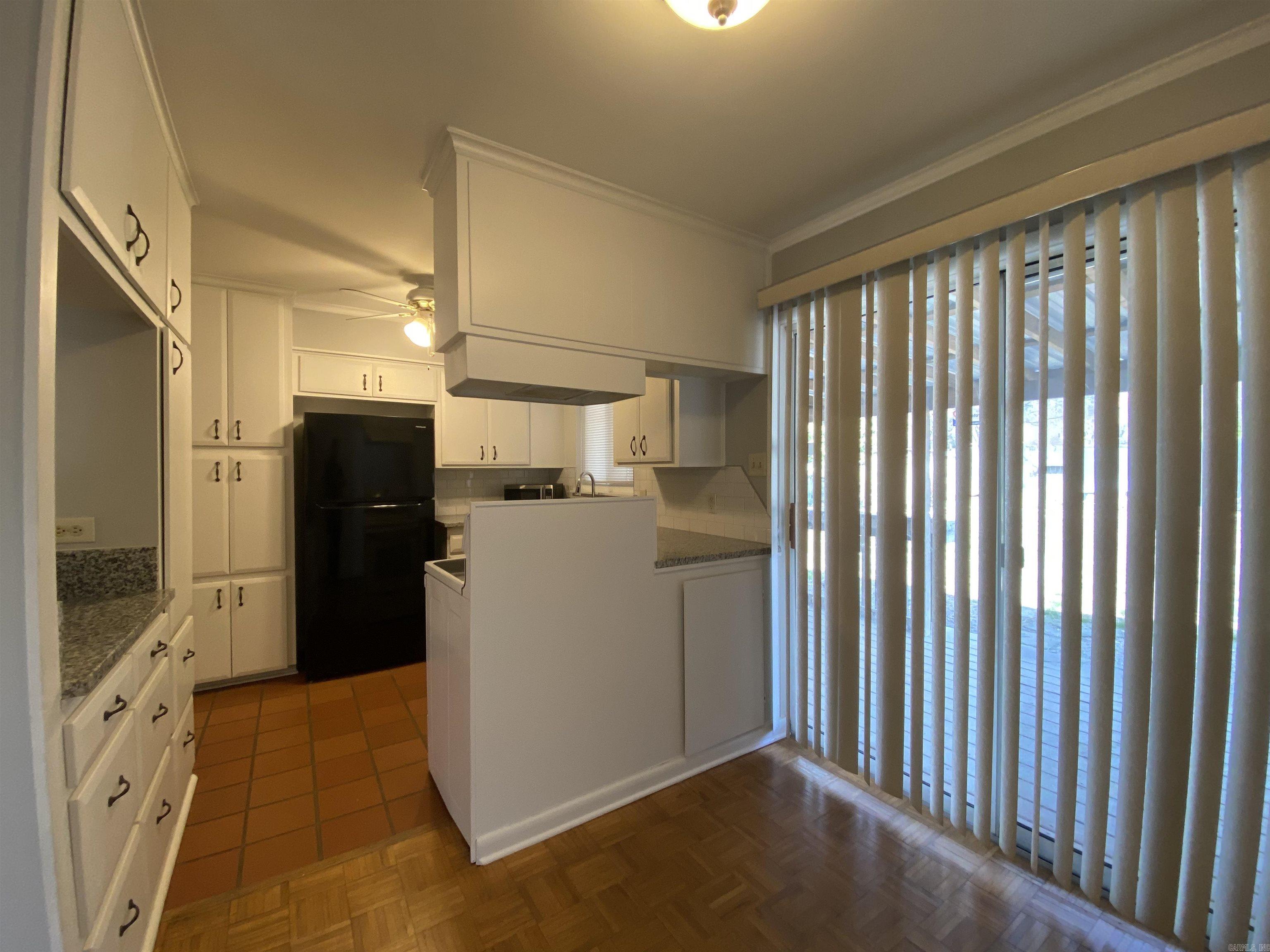 Ellis Acres - Residential Lease