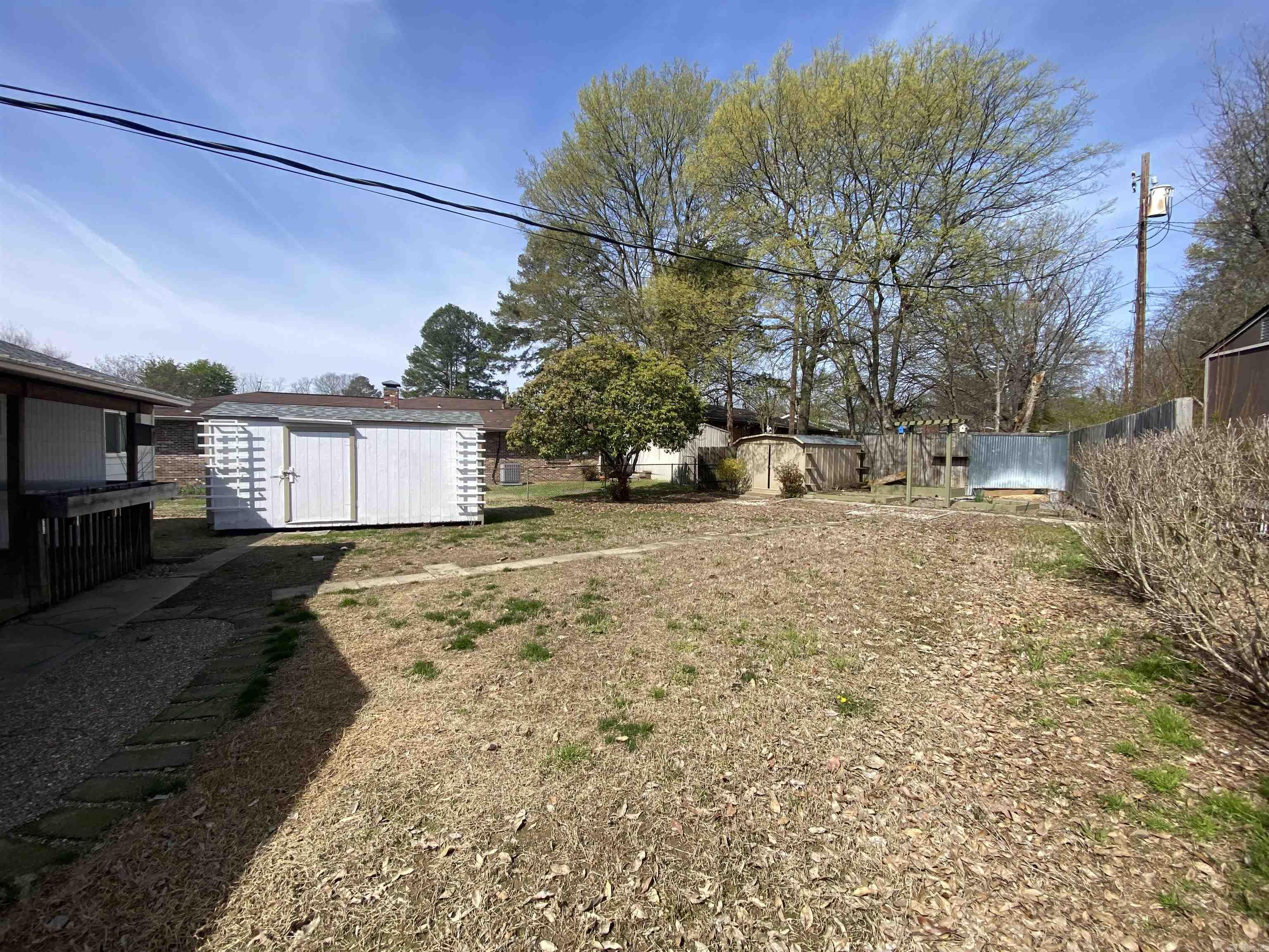 Ellis Acres - Residential Lease