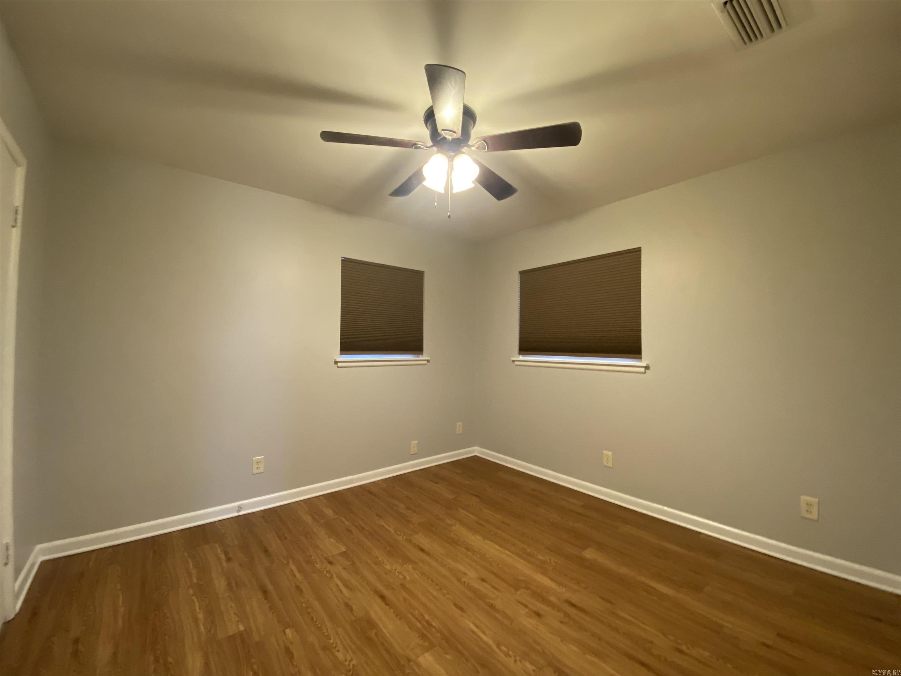 Ellis Acres - Residential Lease