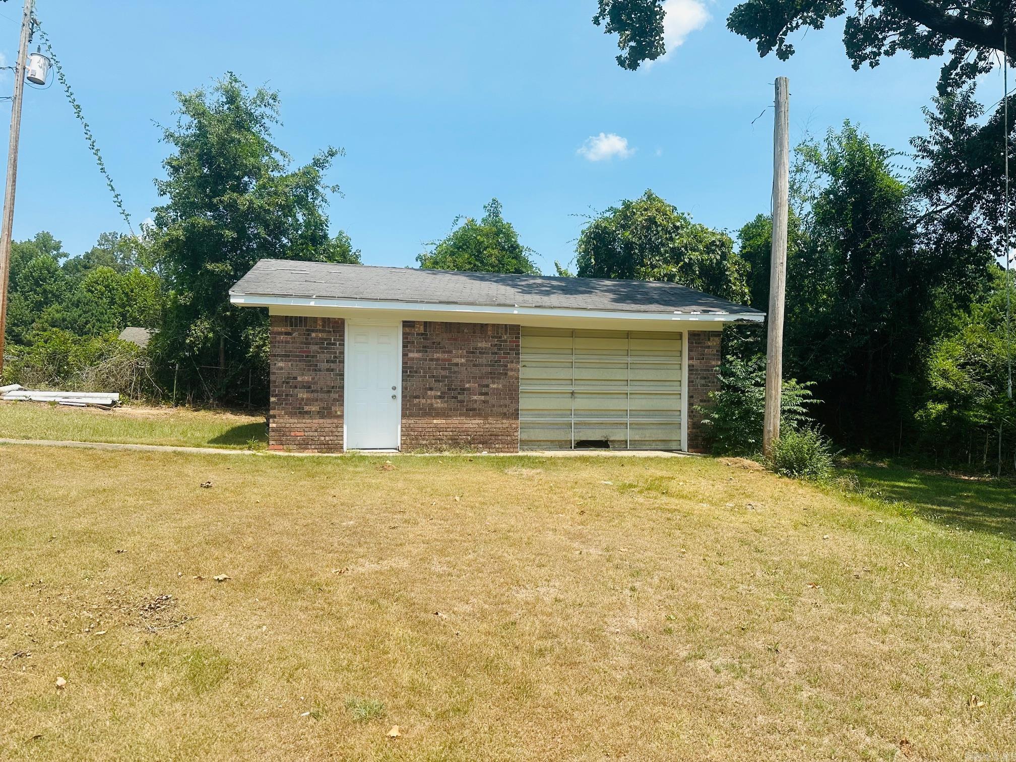 PINE GROVE NORTH ADDN - Residential