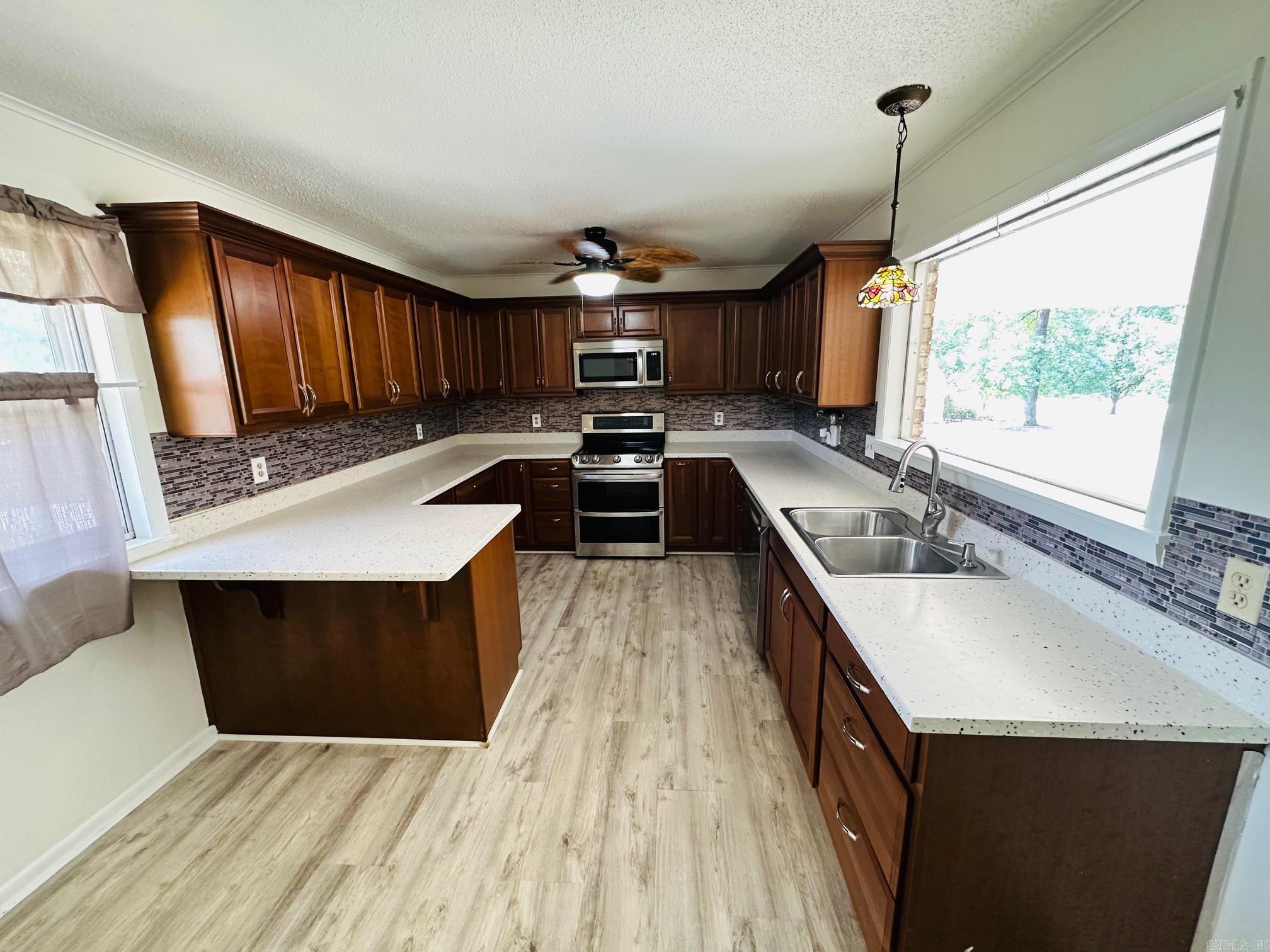 PINE GROVE NORTH ADDN - Residential