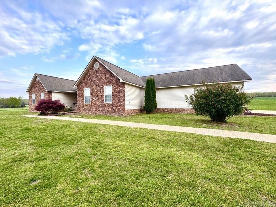 Welcome to your dream home in Cave City AR! This stunning 3 bedroom, 2.5 bathroom house sits on a spacious 3.5 acre lot, offering plenty of room to roam and enjoy the peaceful surroundings. Step inside and be greeted by a beautifully designed interior with ample natural light, lots of space, and modern touches. A large living room, big bedrooms, and an AMAZING main suite is just a portion of what this home has to offer. Venture outside to discover your own private oasis complete with a picturesque outdoor gazebo. The expansive 24x40 shop provides endless possibilities for hobbies or storage needs, while the 4 car garage offers plenty of space for all your vehicles. Don't miss out on this rare opportunity to own a piece of paradise, schedule your tour today!!!