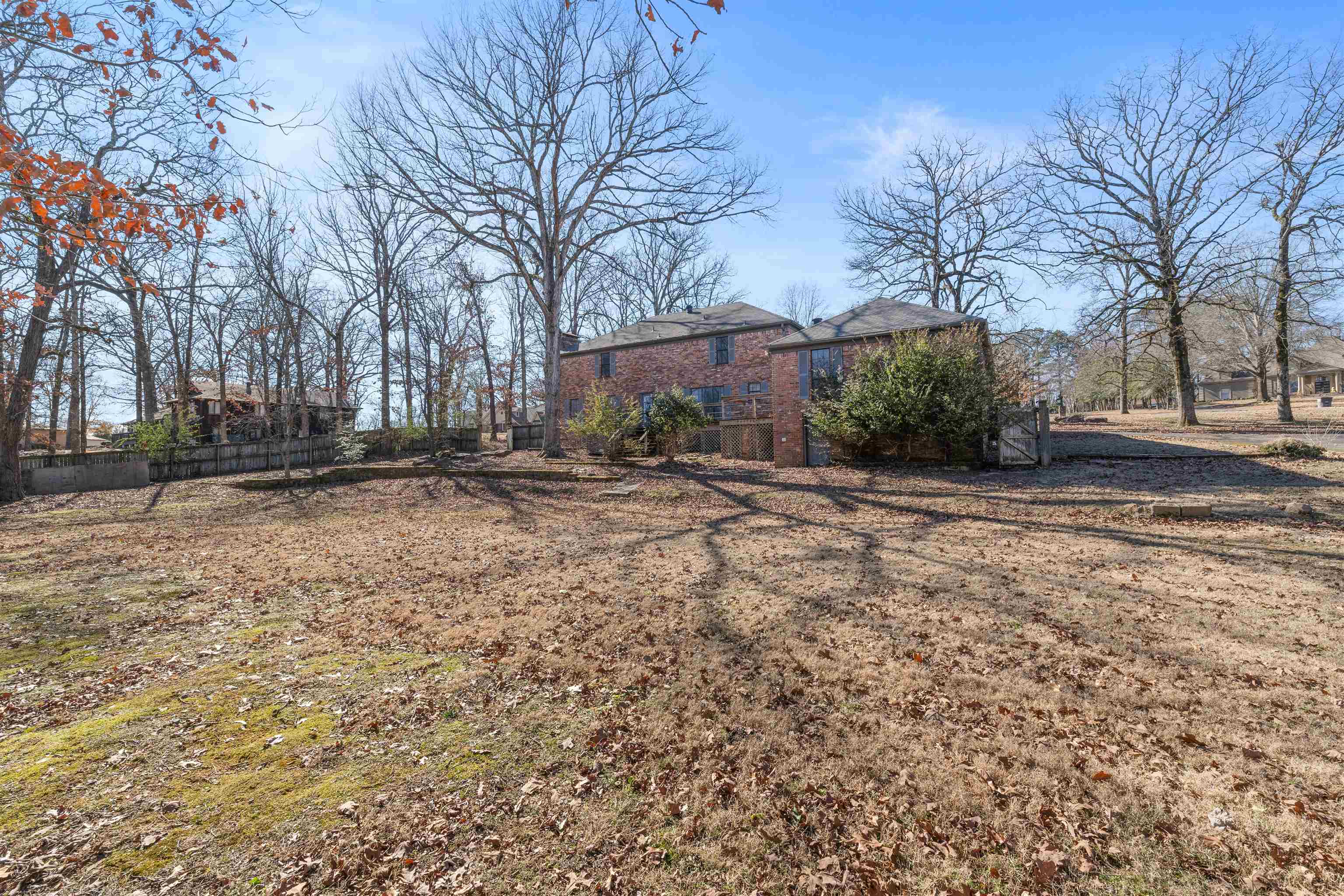 TARA MOUNT - Residential