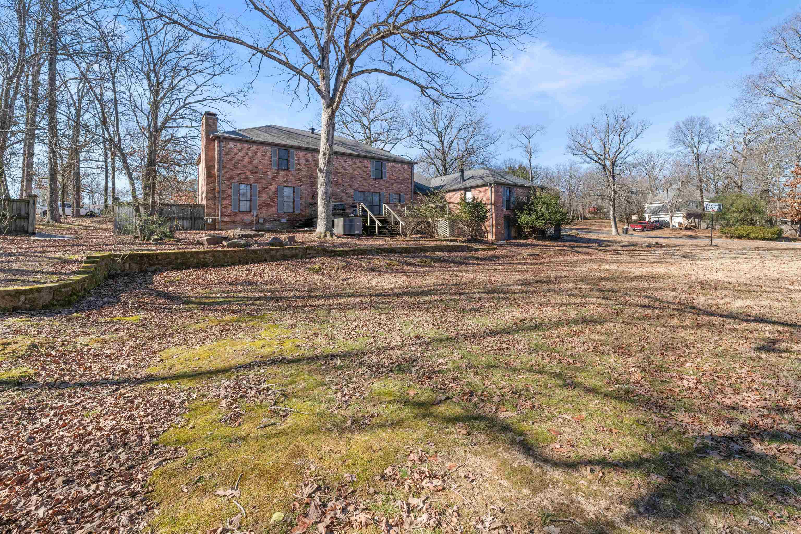 TARA MOUNT - Residential