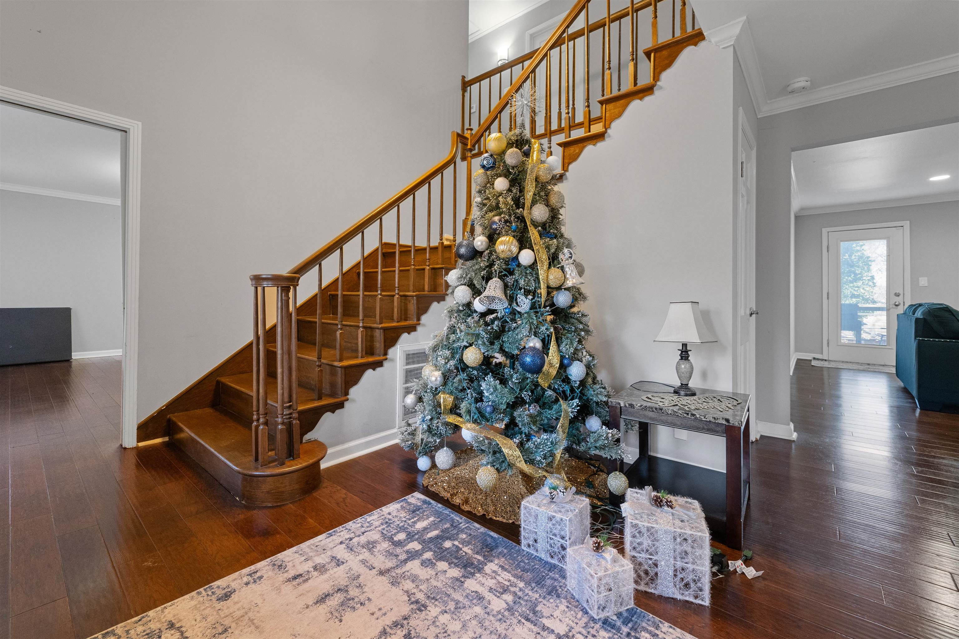 TARA MOUNT - Residential