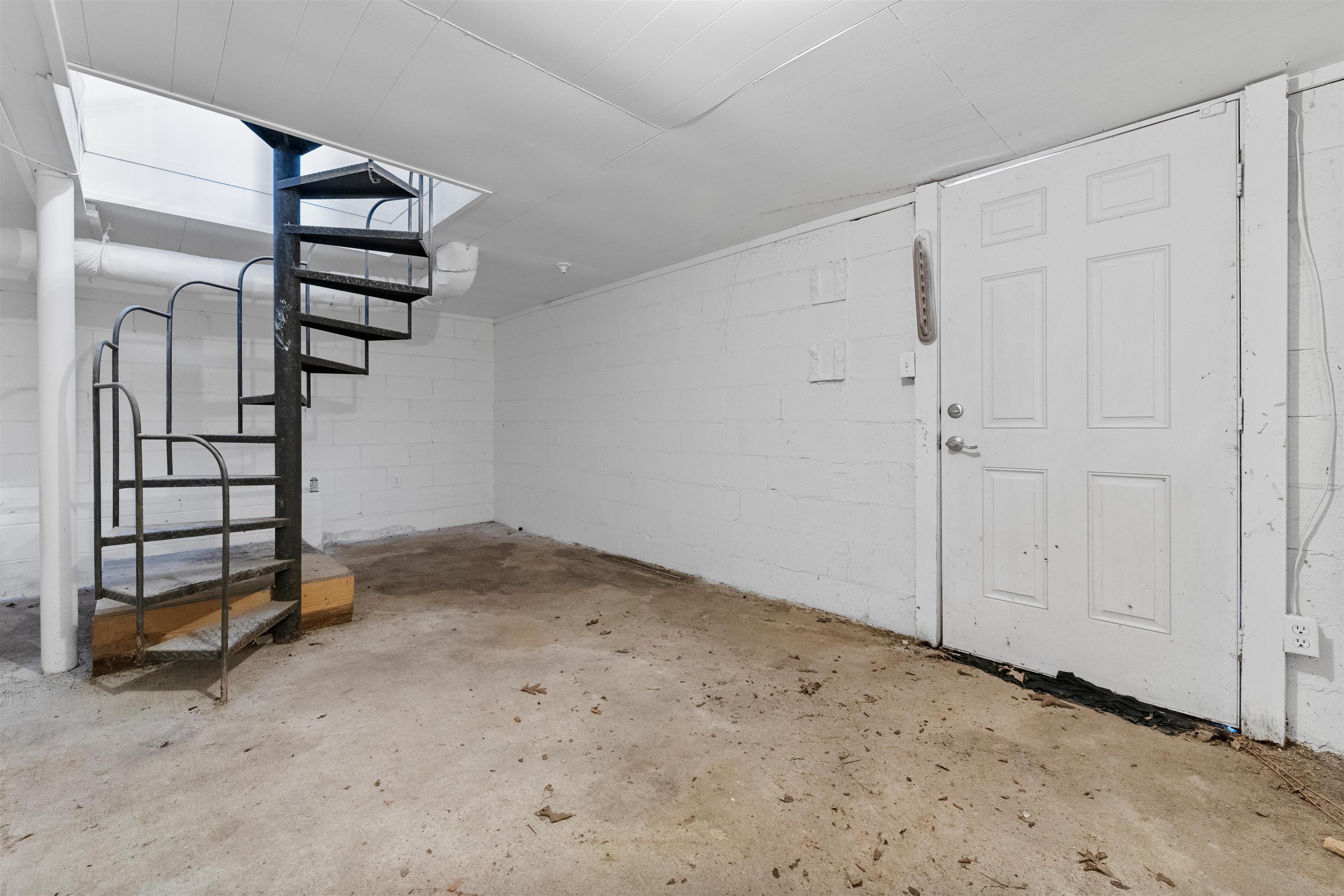 TARA MOUNT - Residential