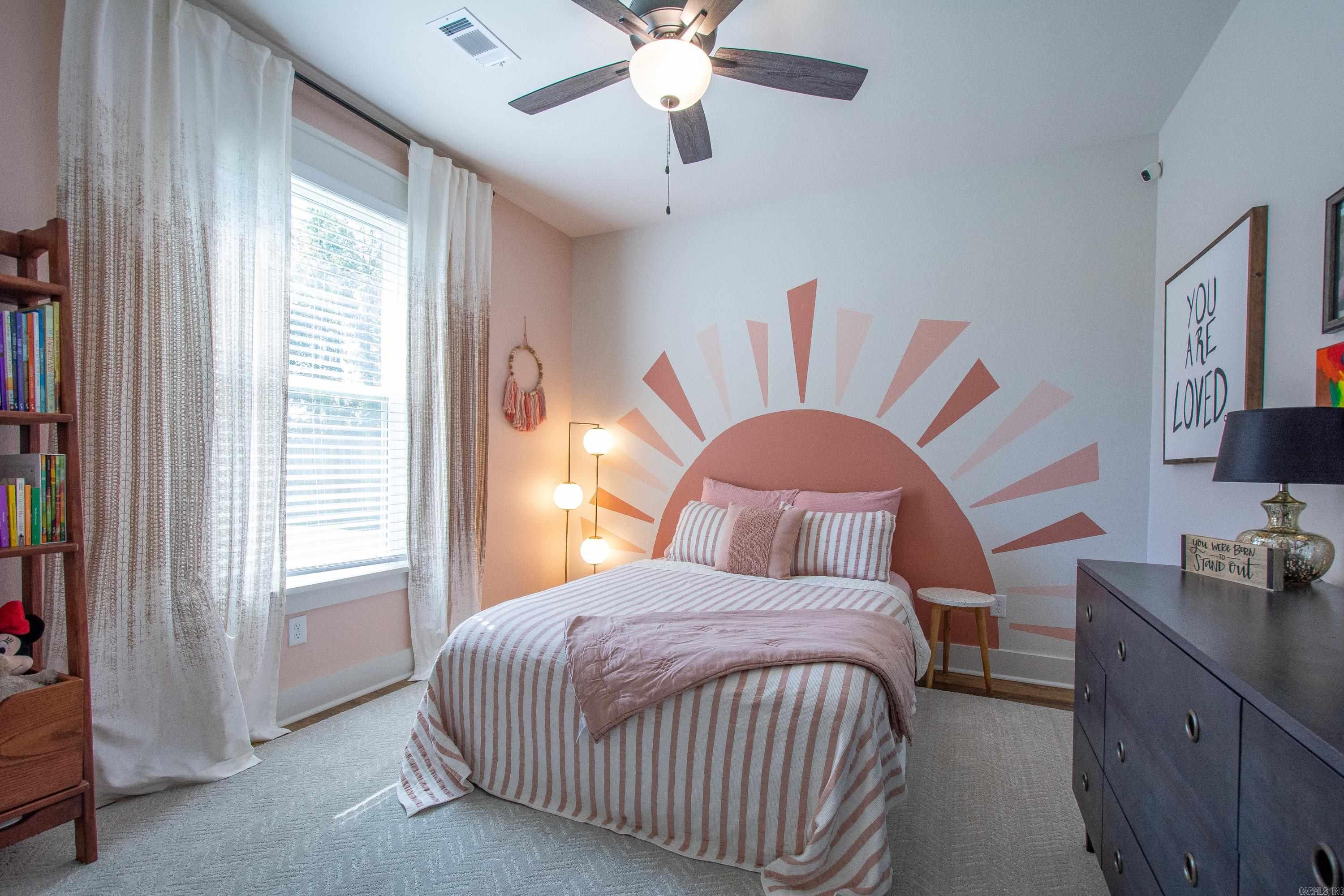 CREEKSIDE - Residential