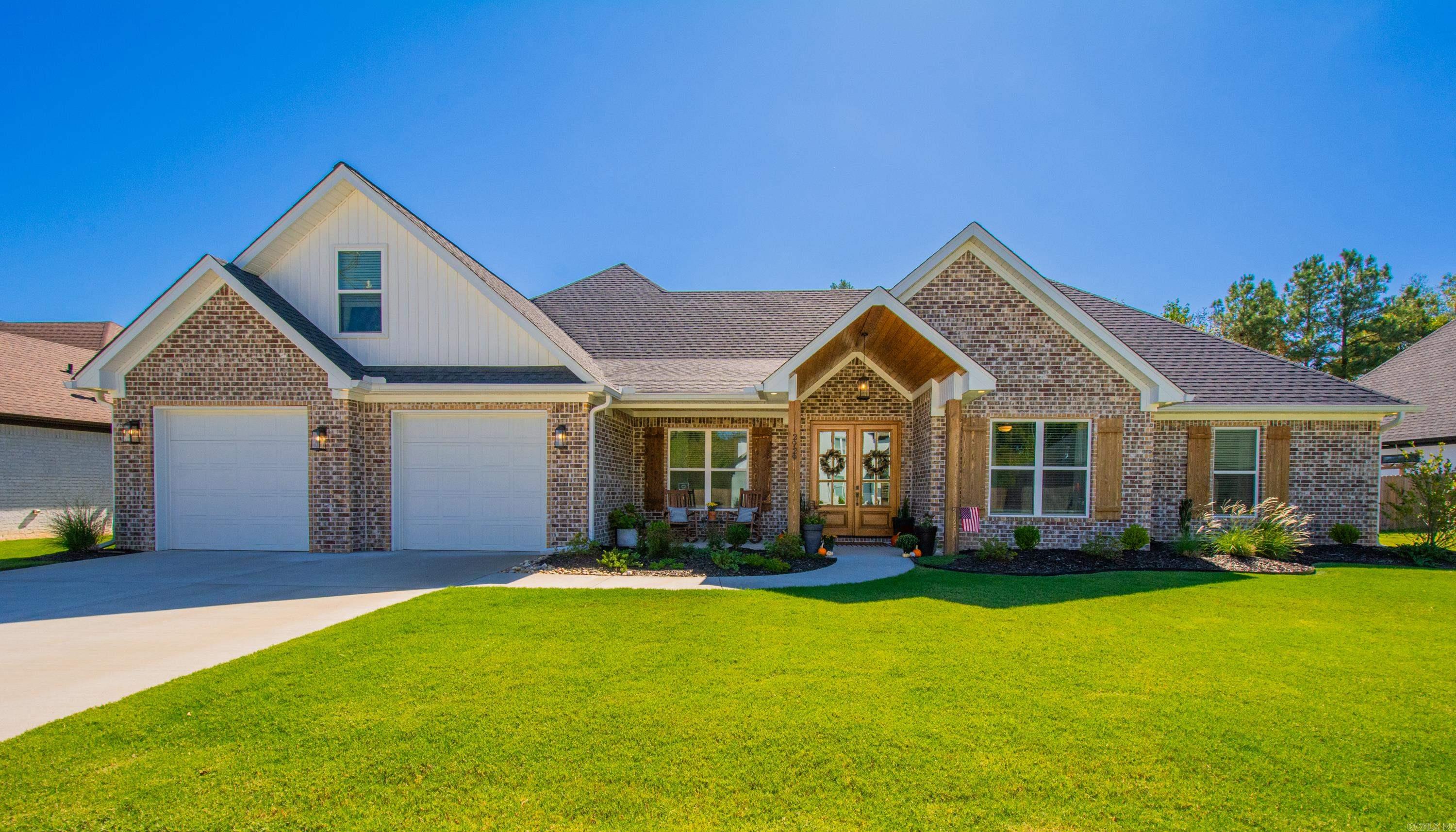 CREEKSIDE - Residential