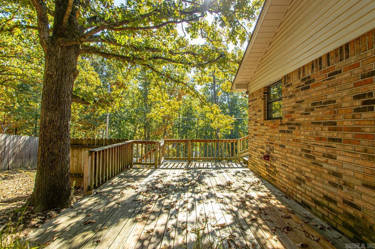 WOODLAND HILLS - Residential