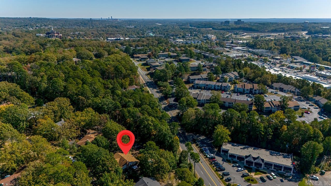 WOODLAND HILLS - Residential