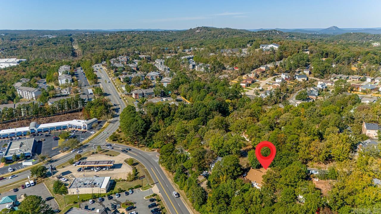 WOODLAND HILLS - Residential