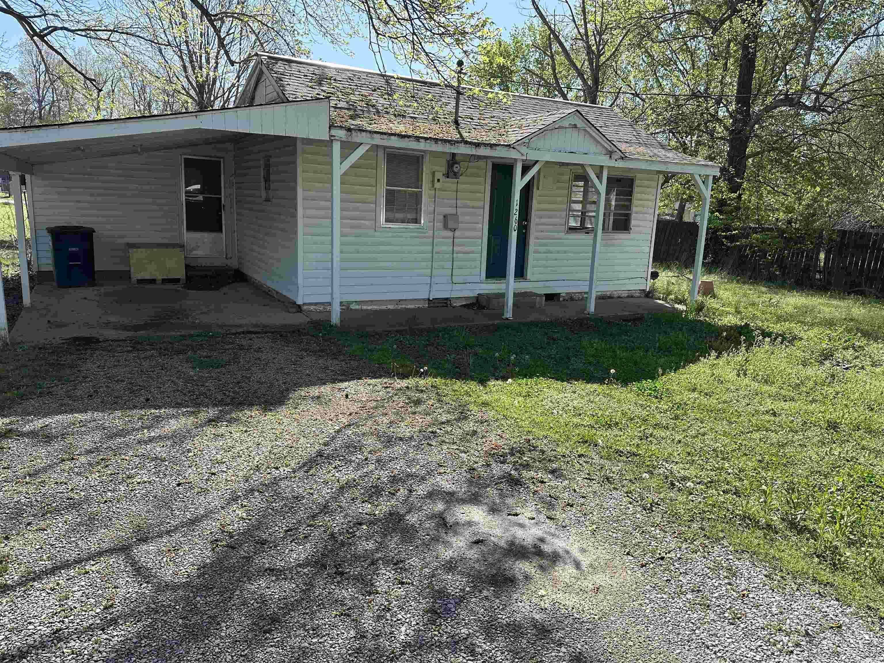 This charming 2 bedroom, 1 bathroom home is perfect for first time home buyers looking for a comfortable and affordable living space. With it's layout and natural light, this property is a great opportunity to own a home.