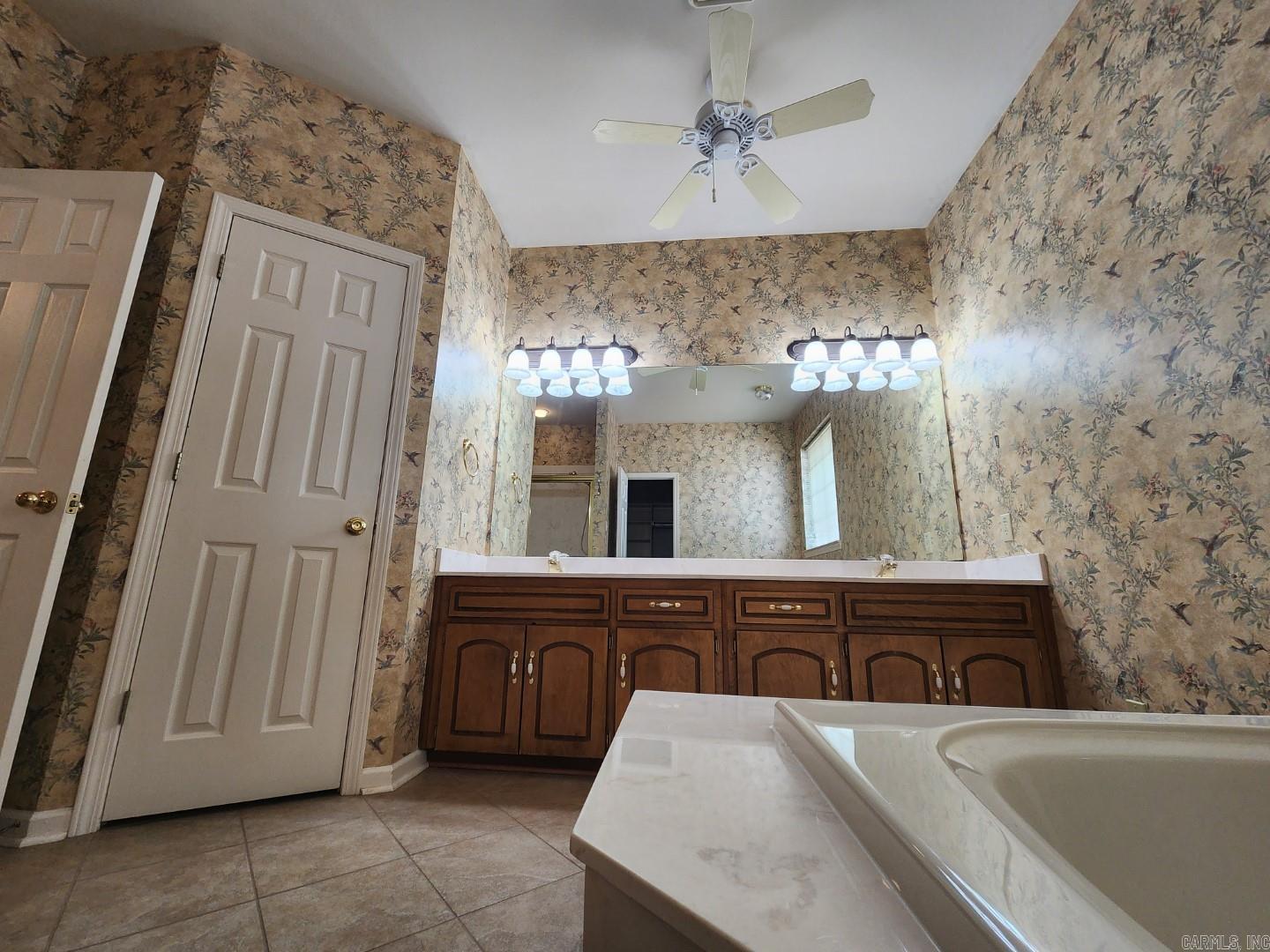 EDGEWATER ADDN - Residential