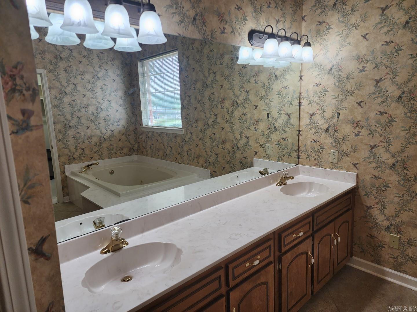 EDGEWATER ADDN - Residential