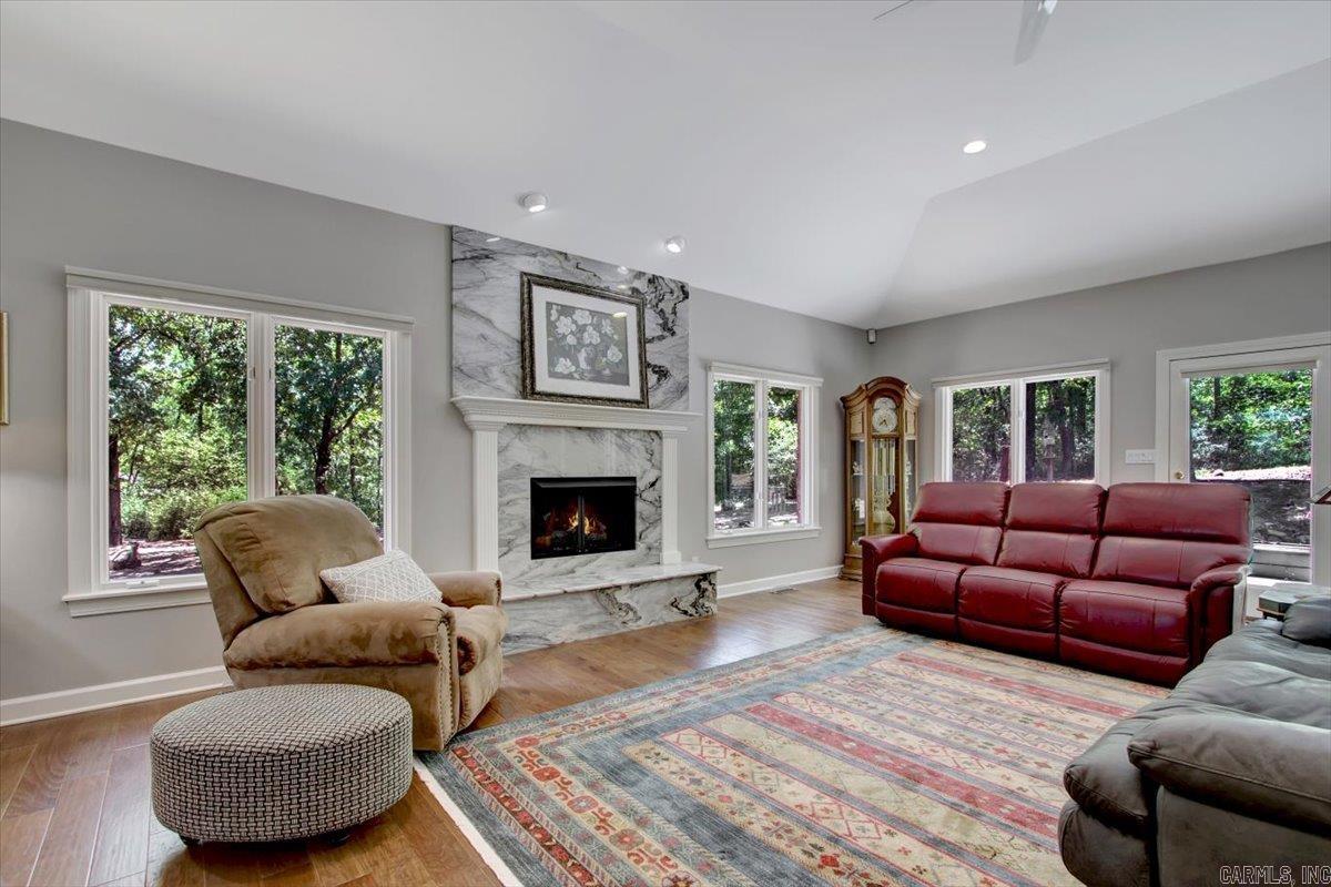 Lake Forest Shores - Residential