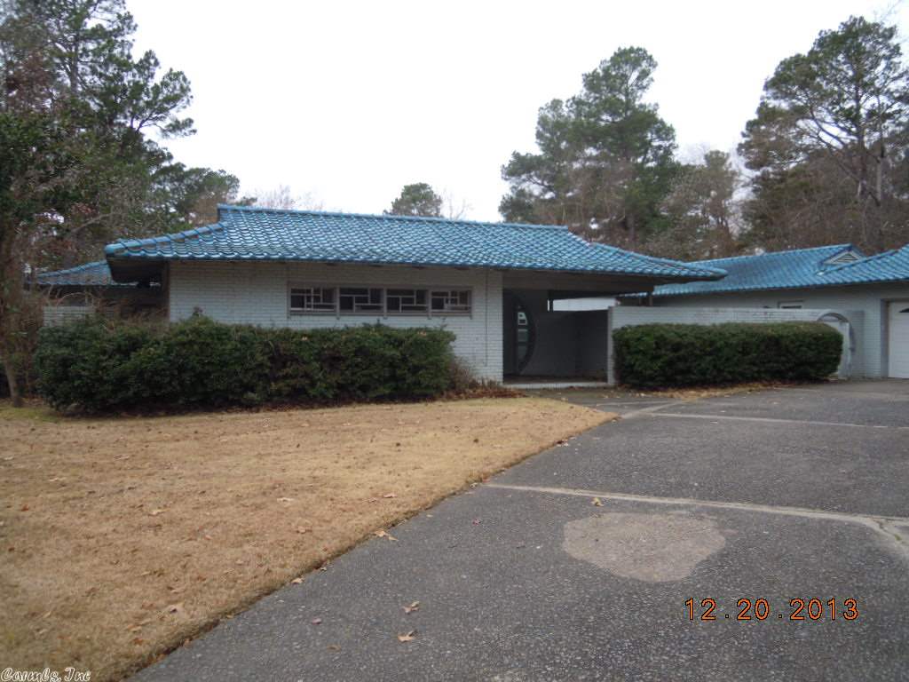 Longmeadow - Residential