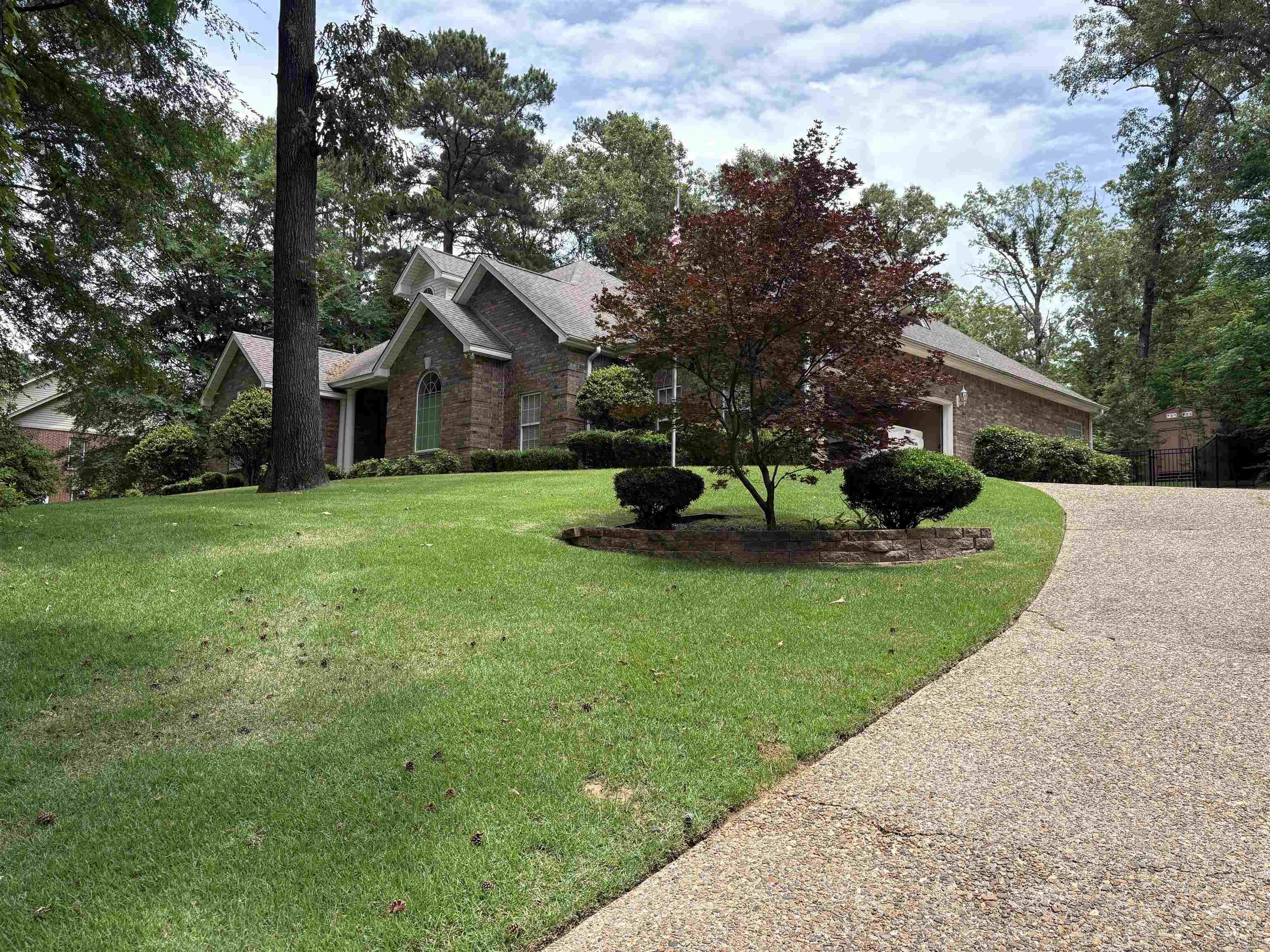 SHADOW RIDGE - Residential