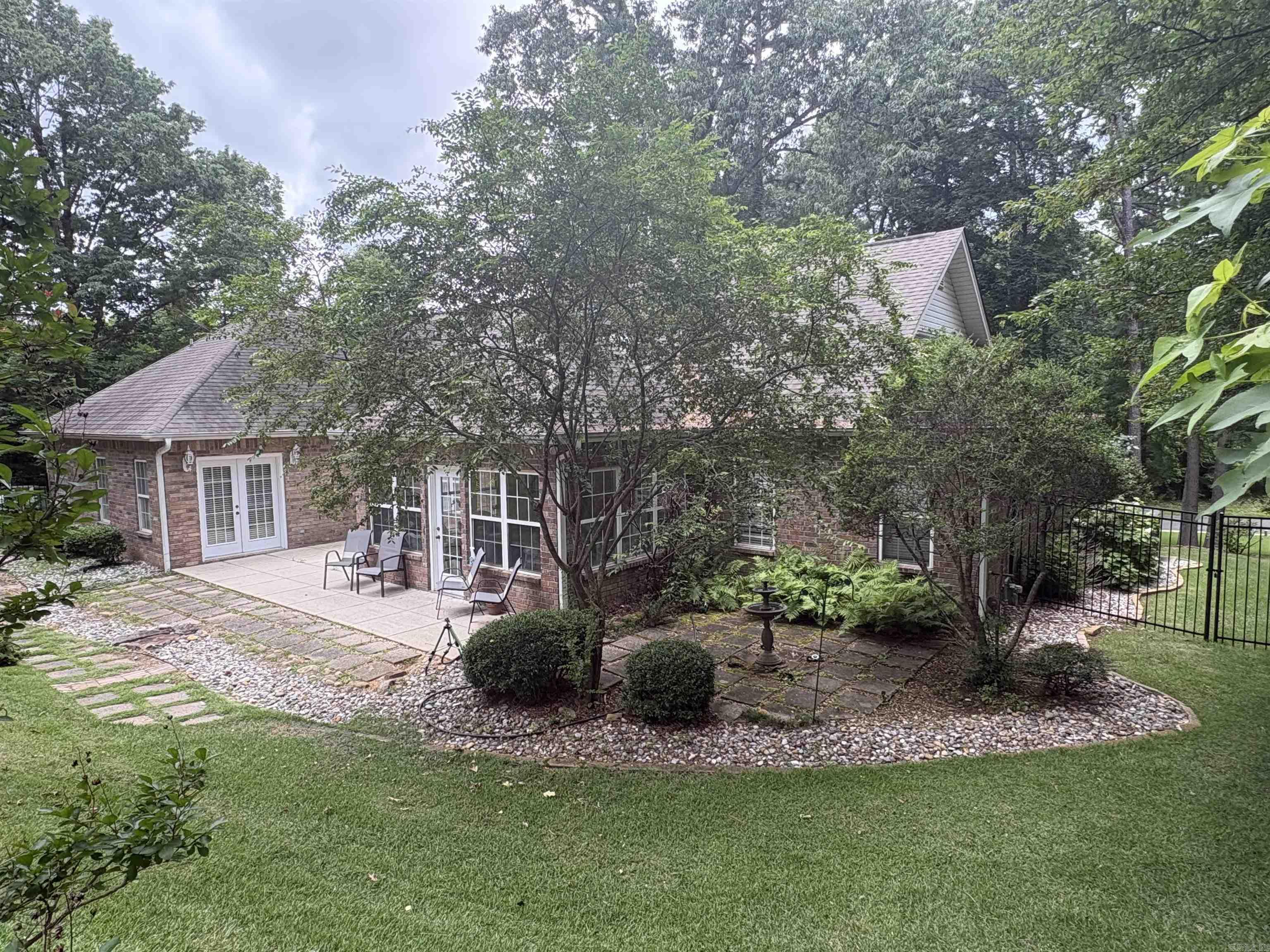 SHADOW RIDGE - Residential