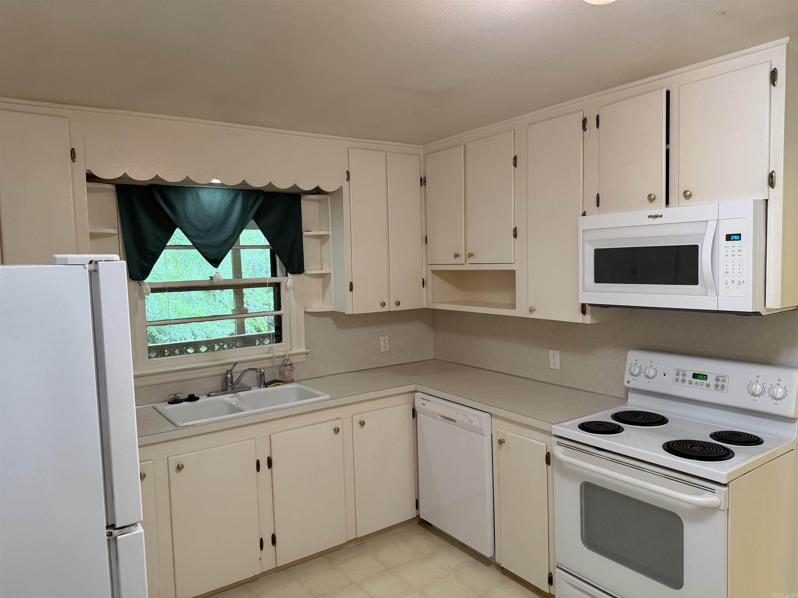 Kingwood Place - Residential Lease