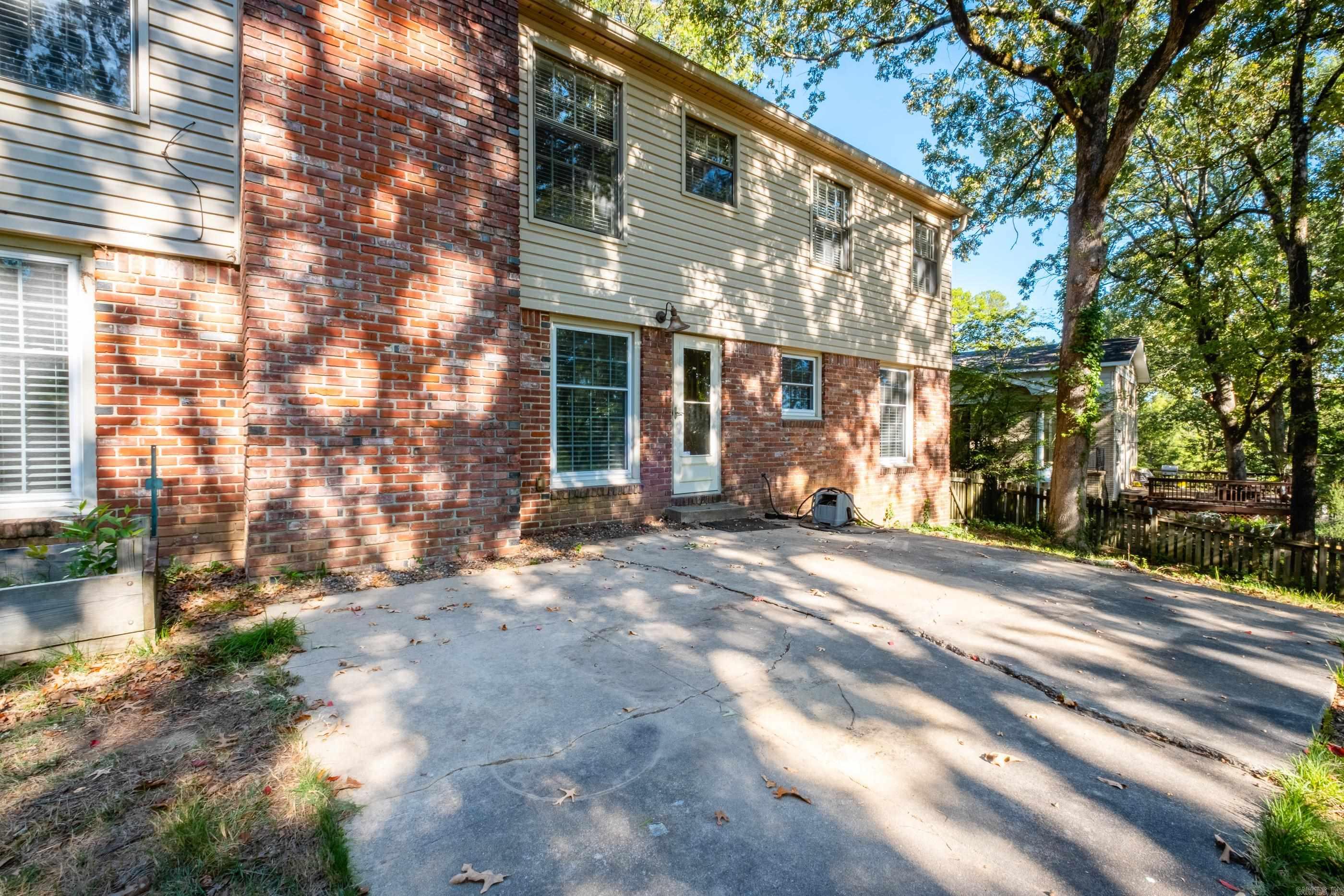 SHANNON HILLS EAST - Residential