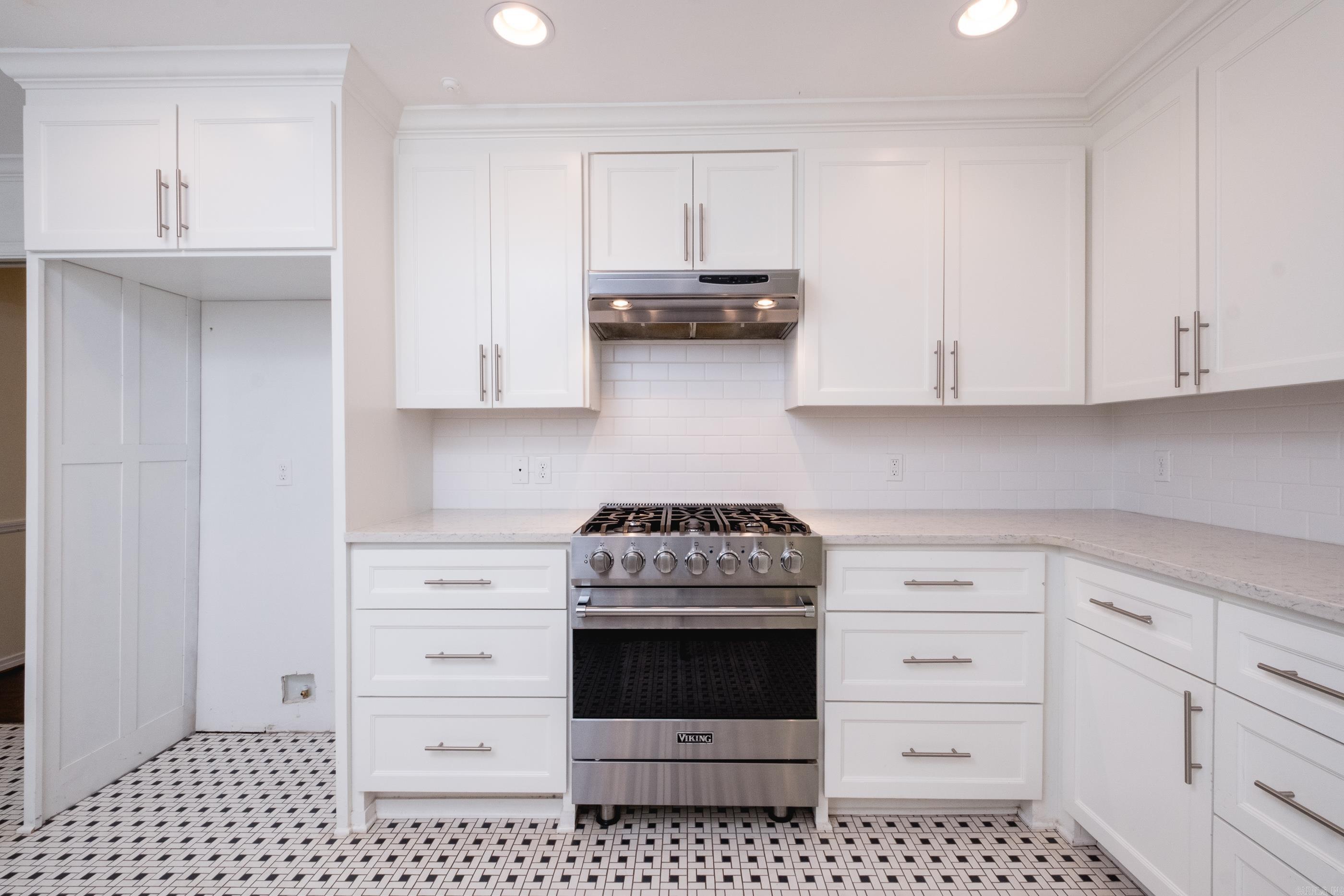 SHANNON HILLS EAST - Residential