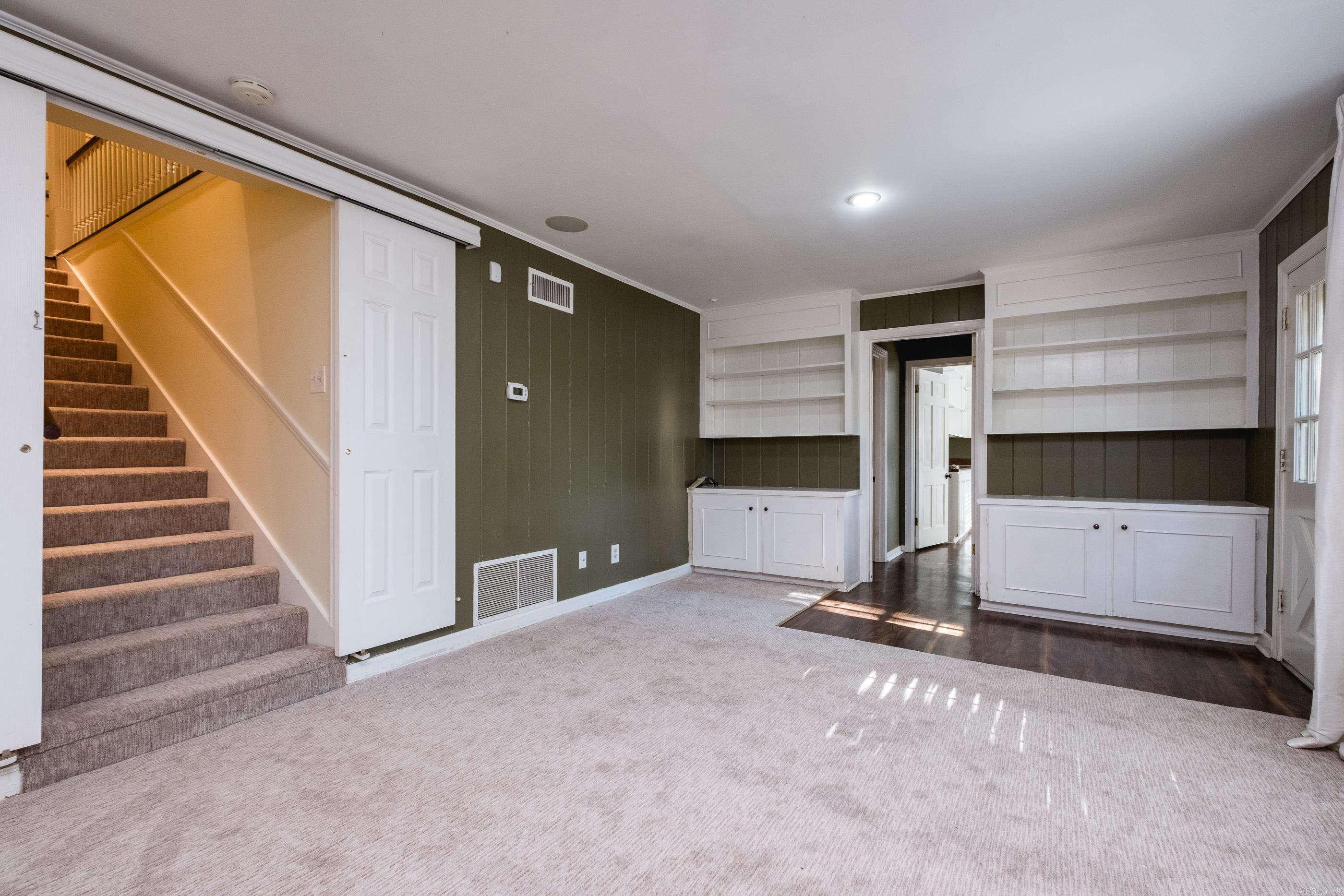 SHANNON HILLS EAST - Residential
