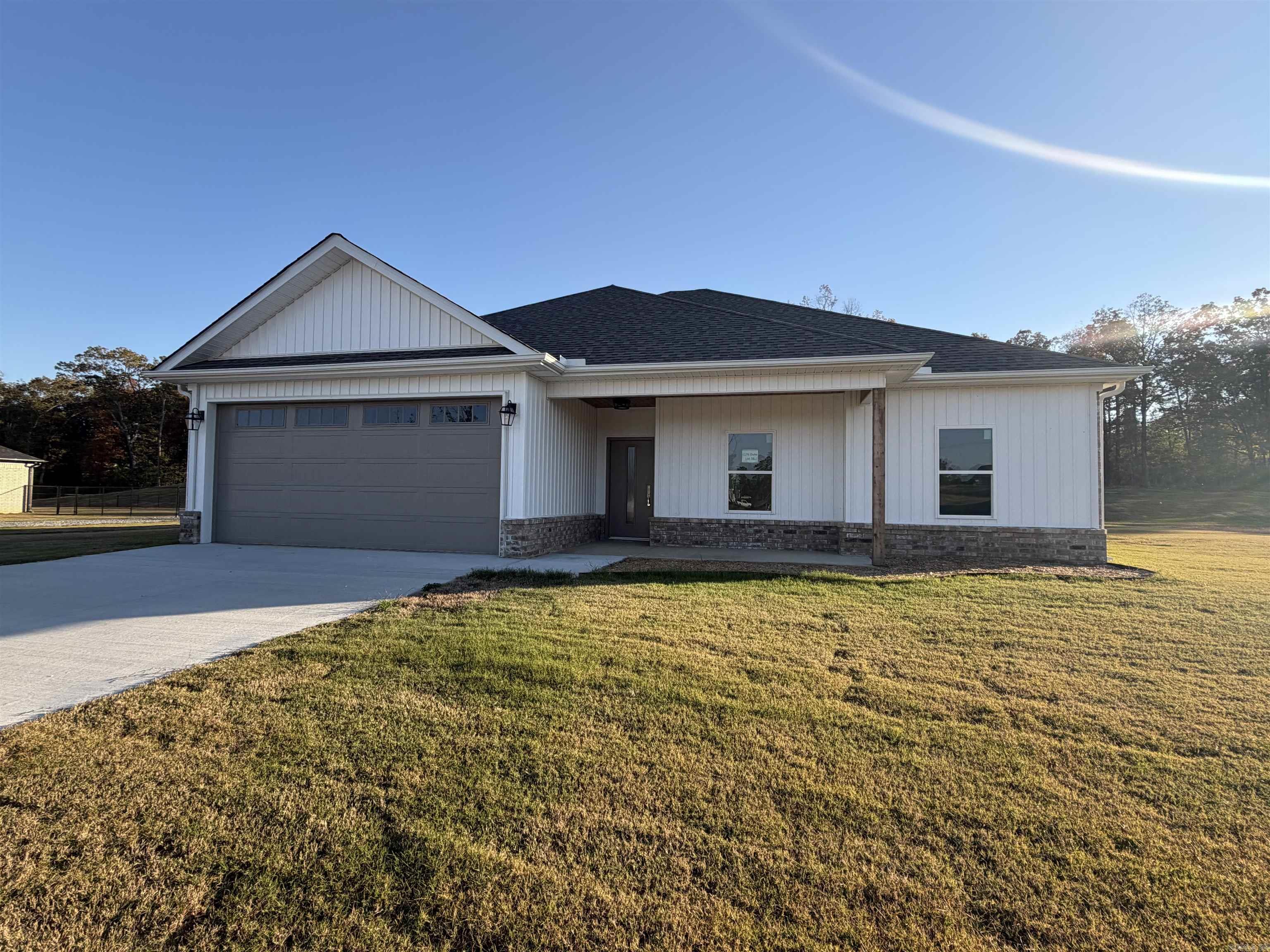 WINCHESTER ESTATES - Residential