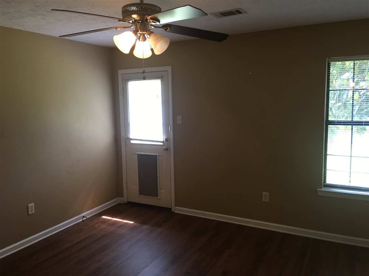 Cooper Cove - Residential Lease