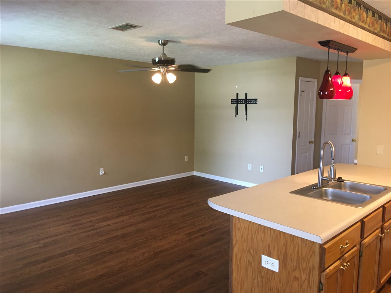 Cooper Cove - Residential Lease