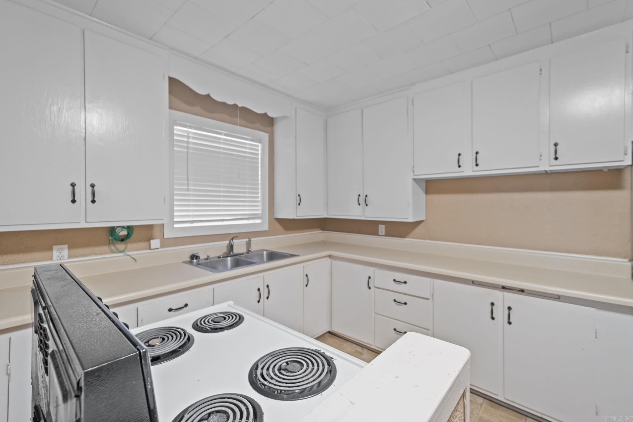 BAKER S/D JONES ADD - Residential