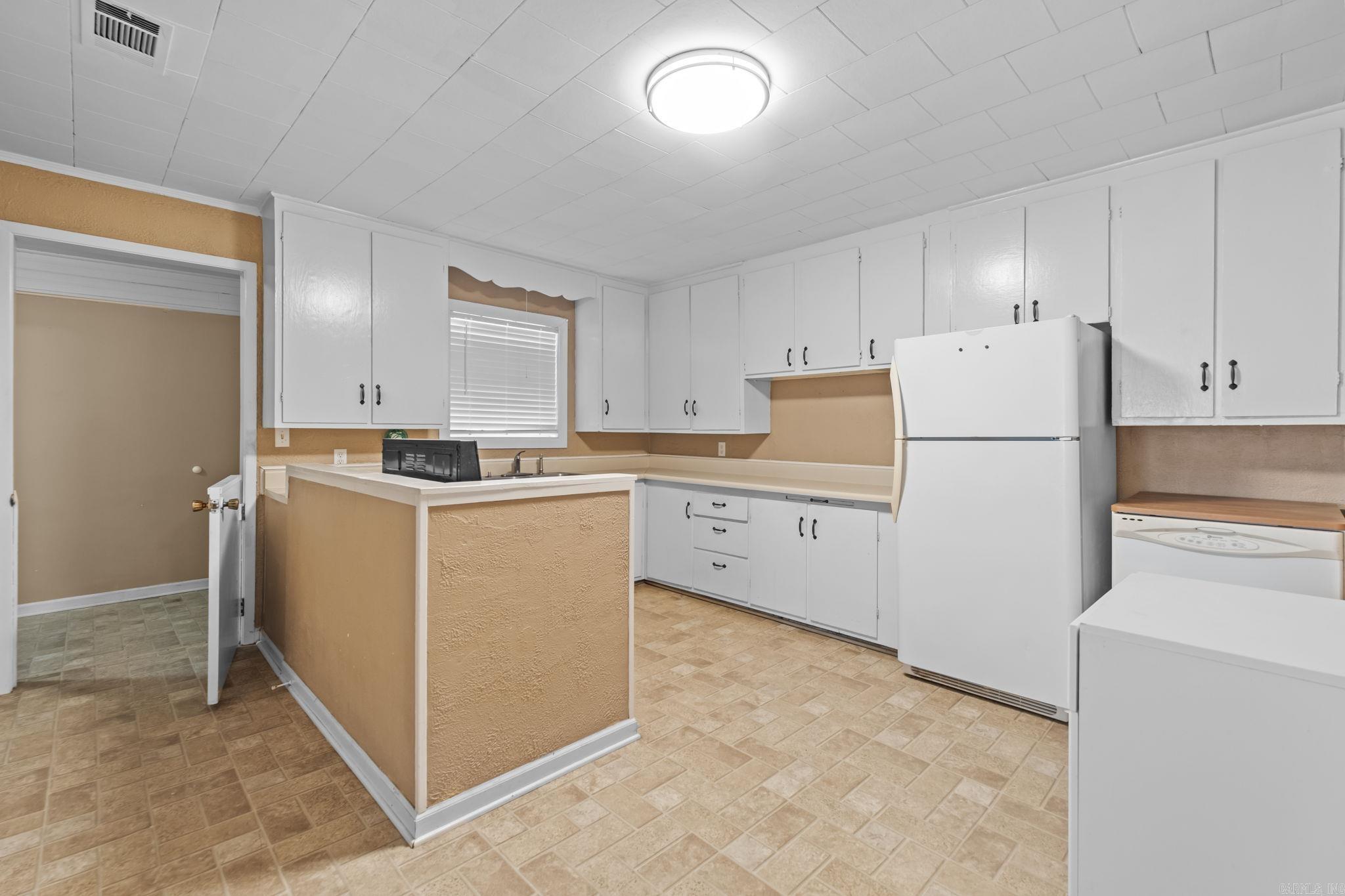 BAKER S/D JONES ADD - Residential