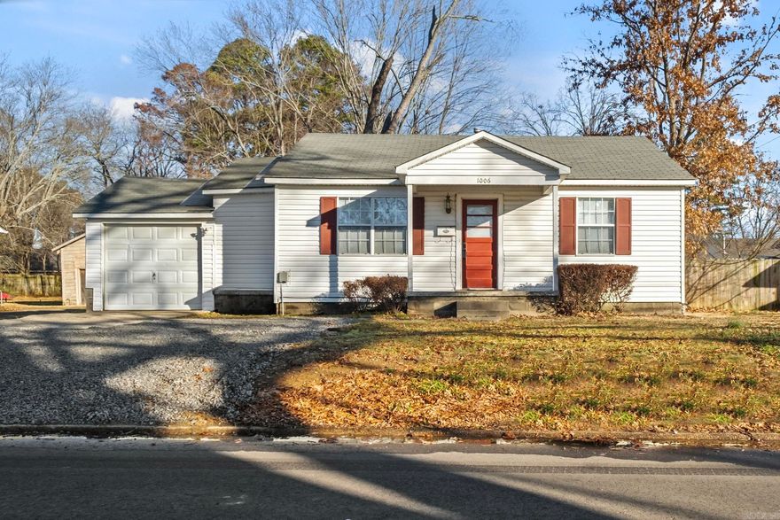Welcome to your new home! This delightful 2-bedroom, 1-bathroom residence is the perfect starter or rental home, centrally located in the heart of Searcy. With a one-car garage and a fenced-in backyard, this property offers both convenience and comfort. Come see it today! Square footage approximate, please measure.