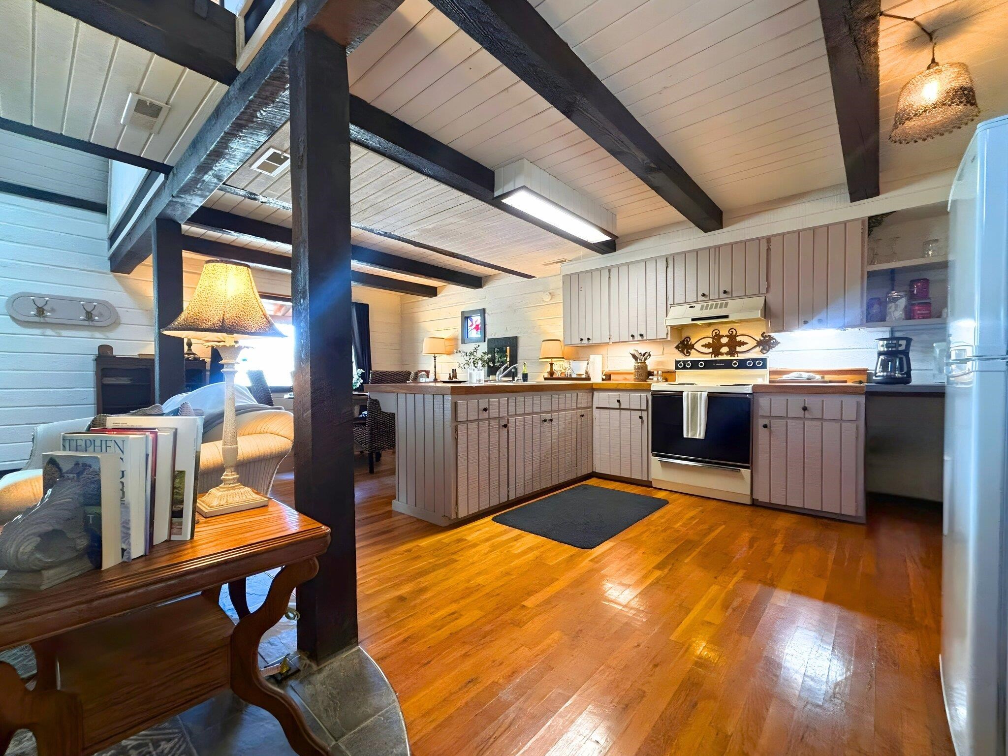 Metes & Bounds - Residential Lease