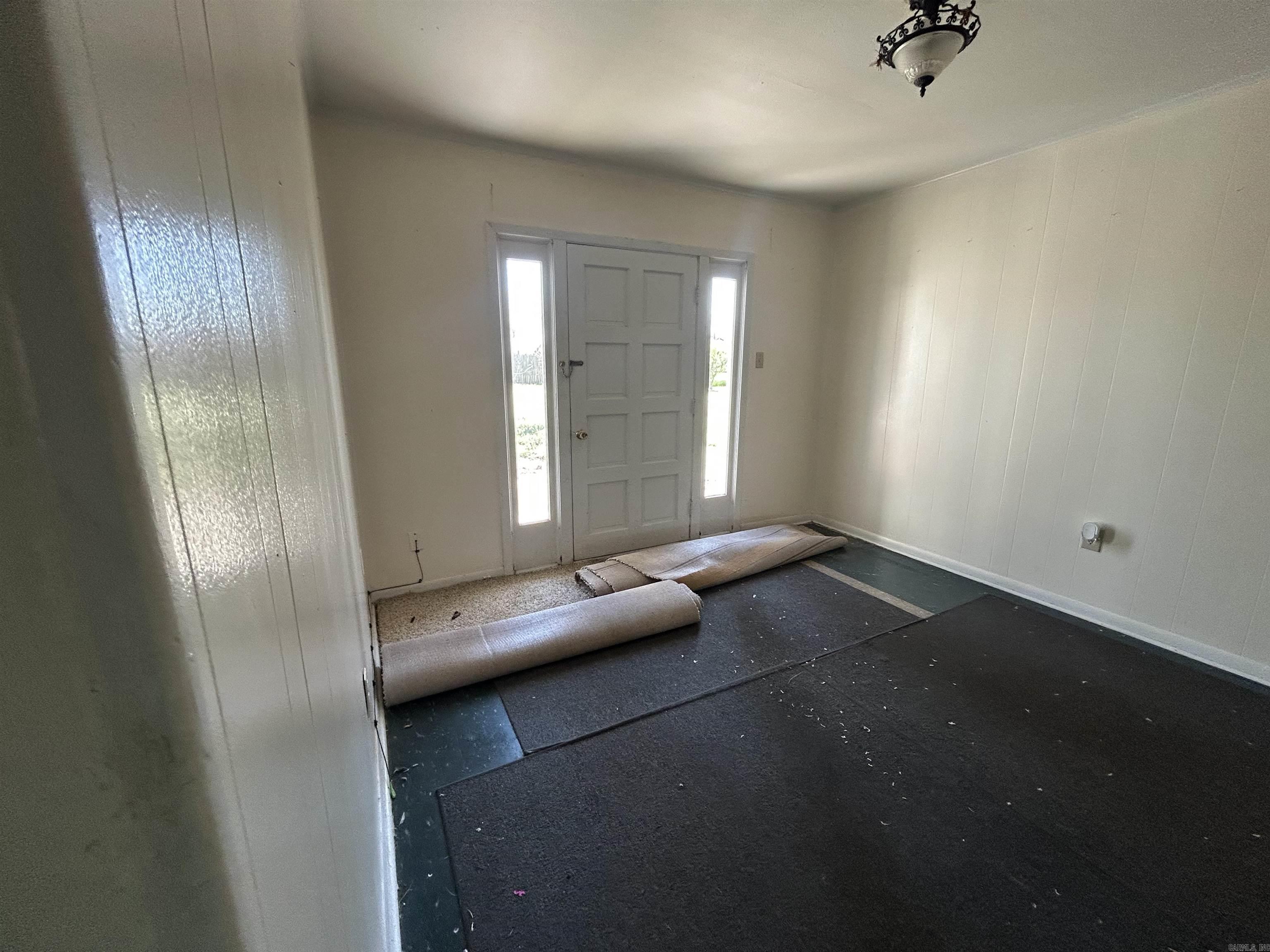 Mahles 2nd - Residential