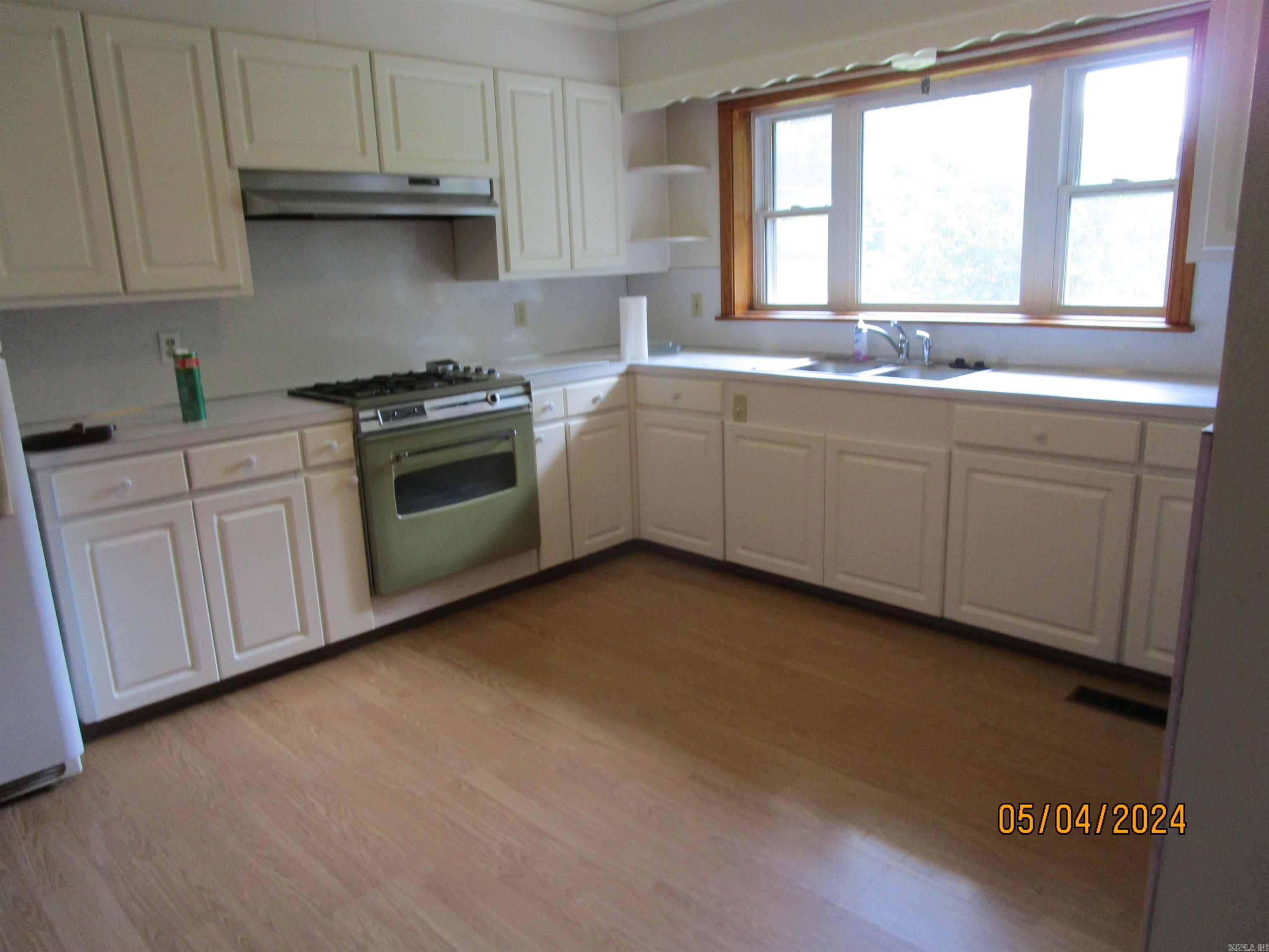 MEADOW VIEW - Residential