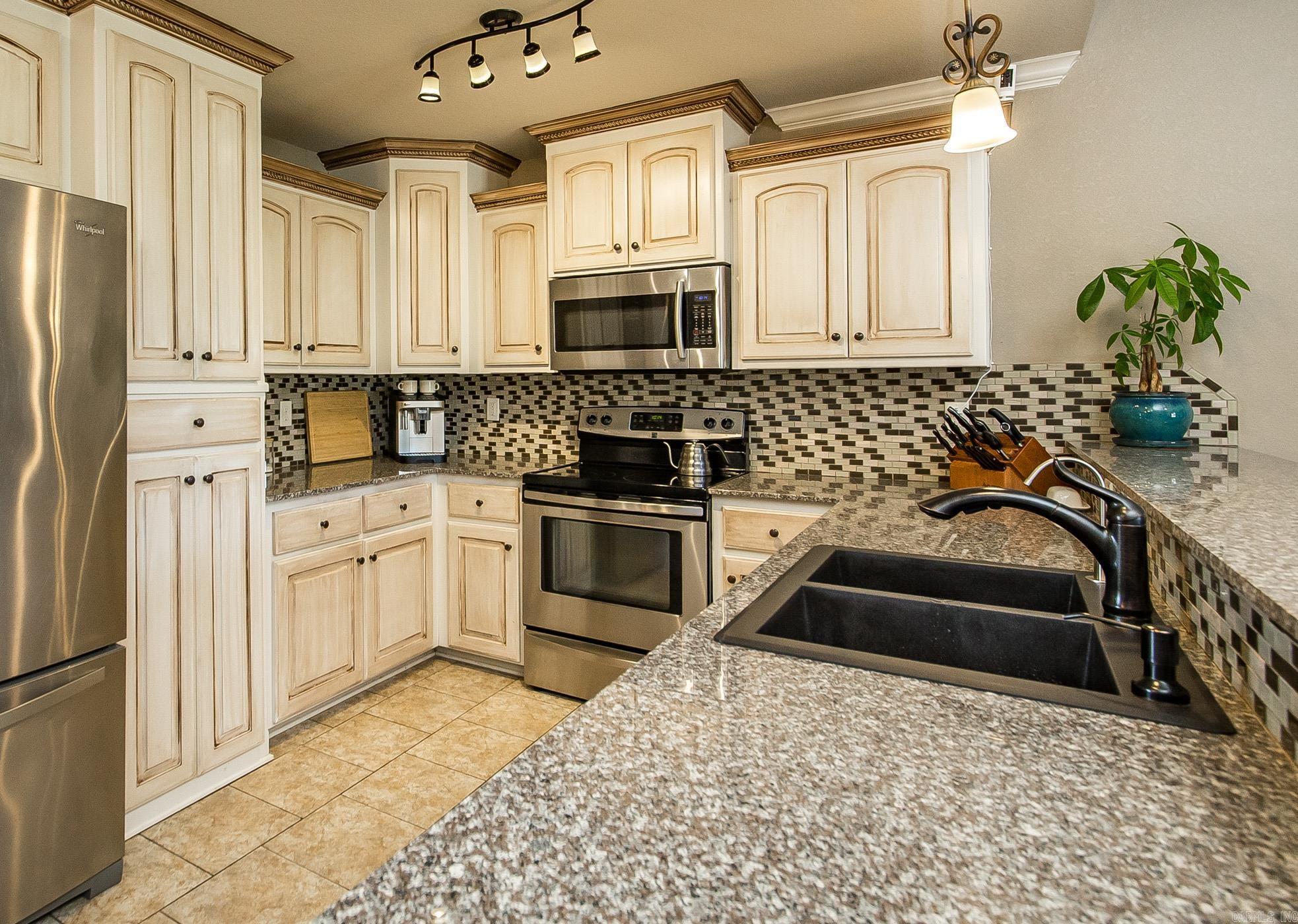 Lilly Ann - Residential