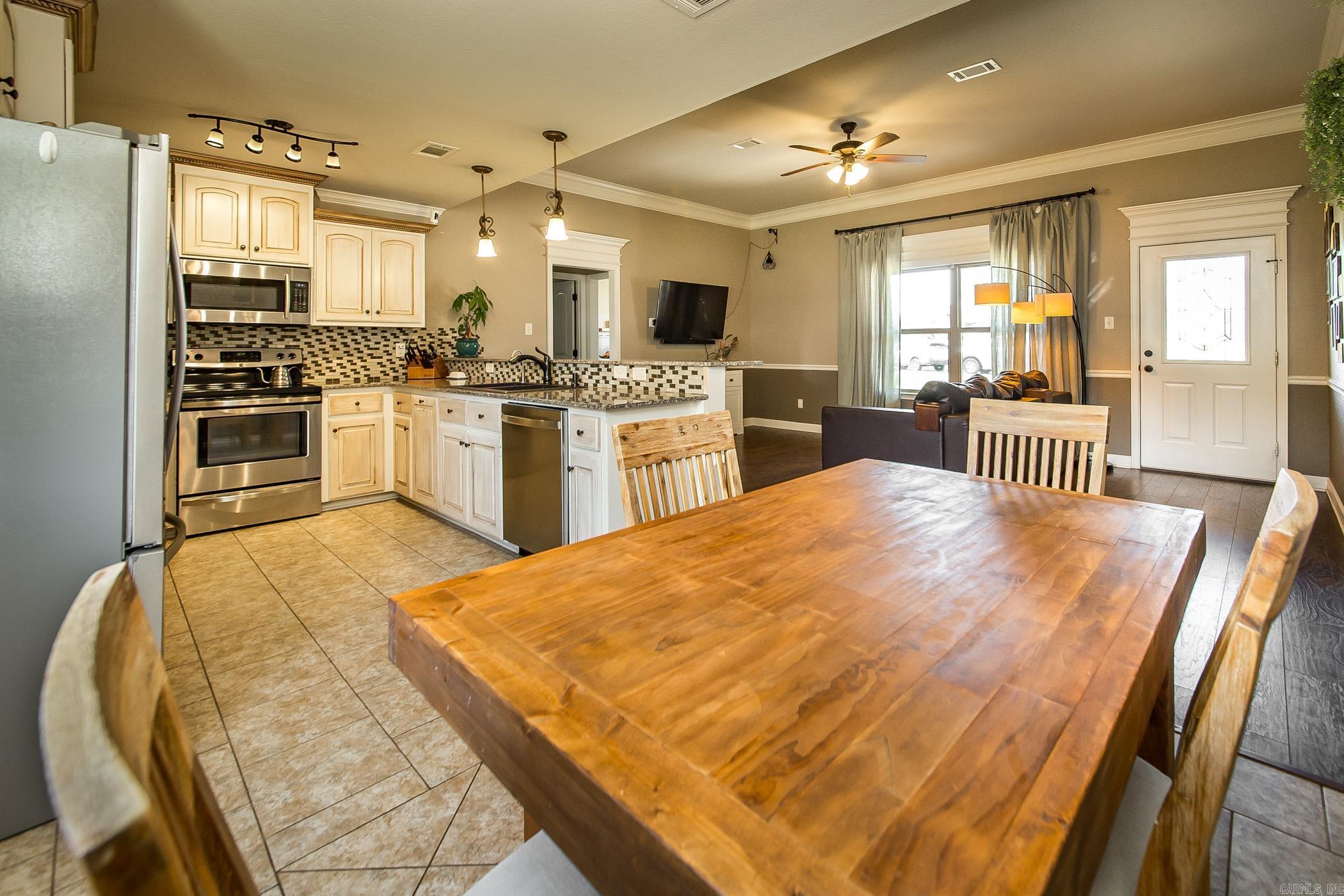 Lilly Ann - Residential