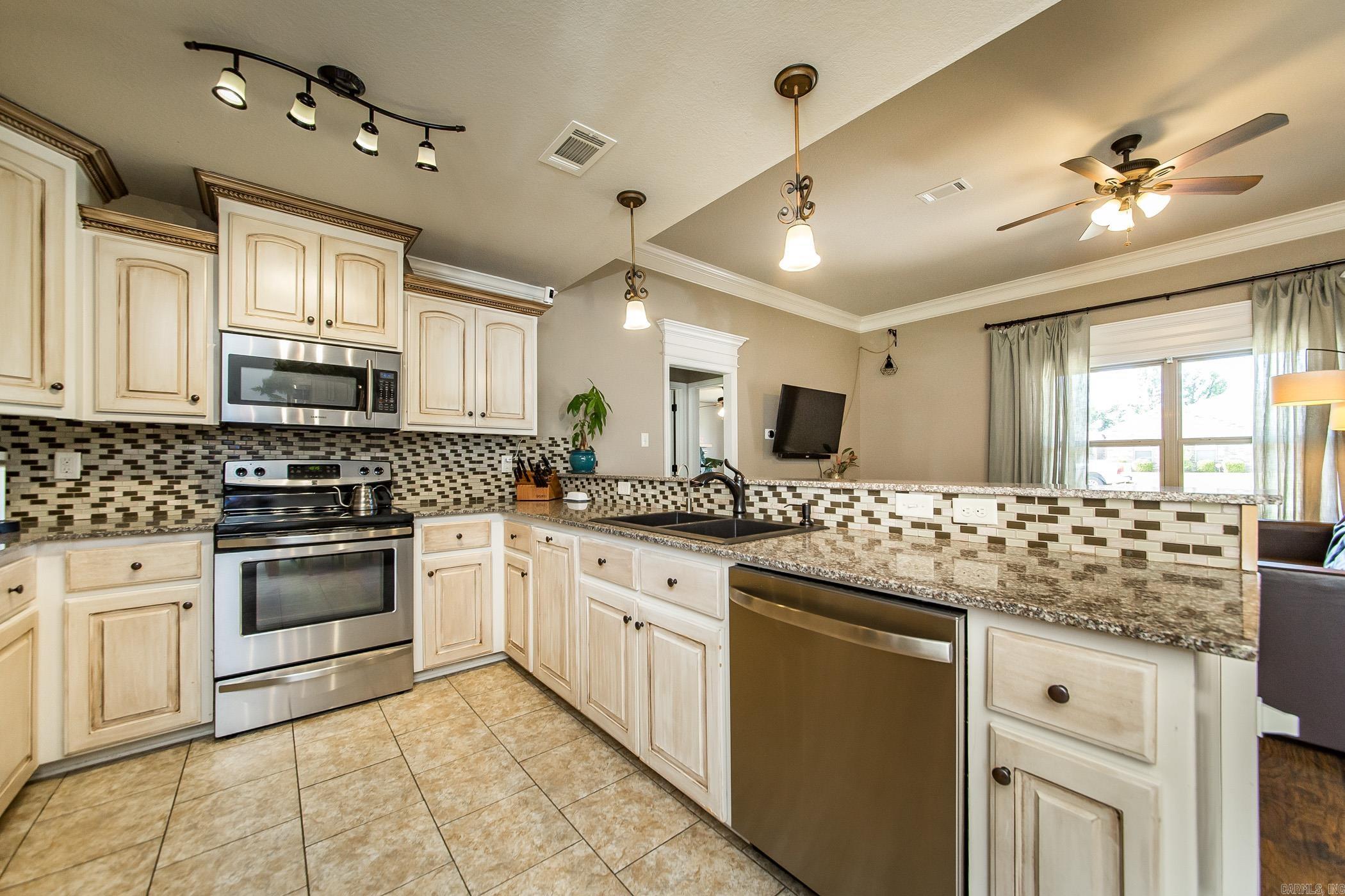 Lilly Ann - Residential