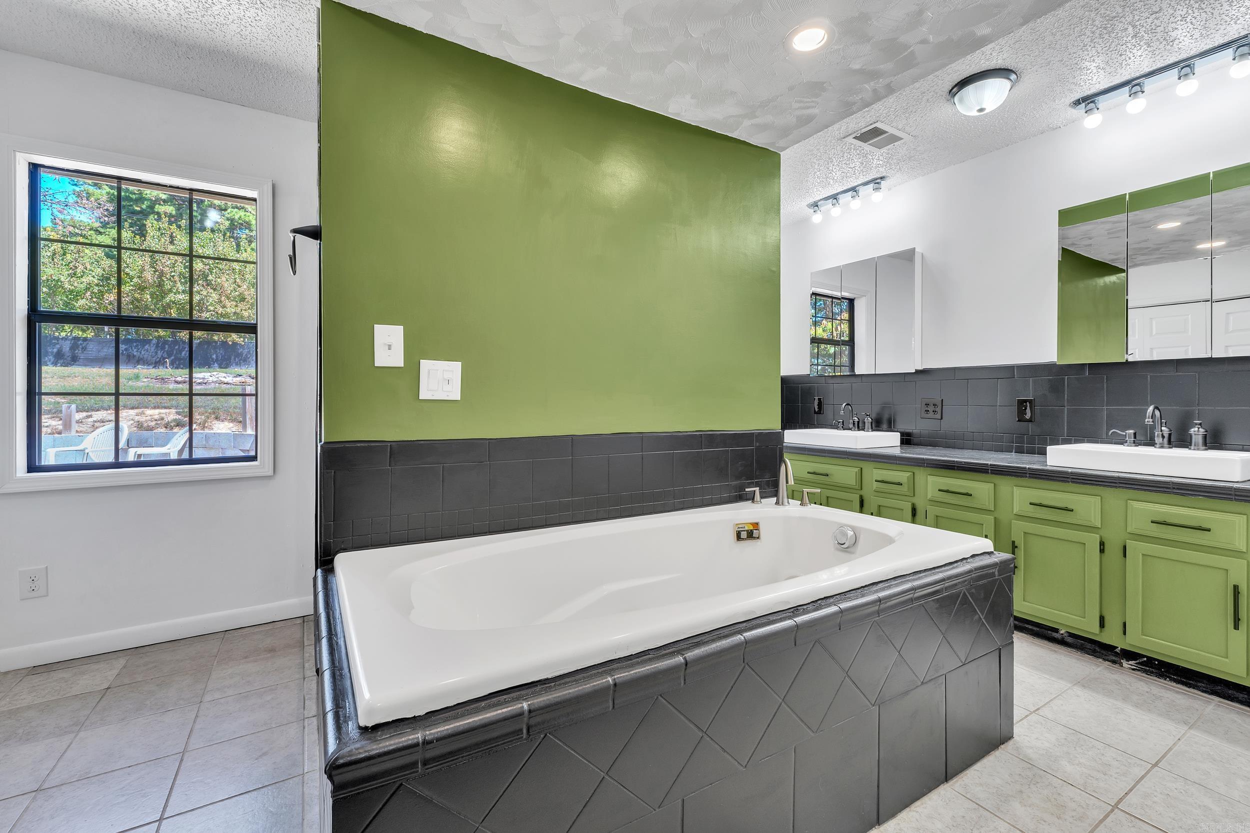 NORFORK HEIGHTS ADD TO NORFORK - Residential