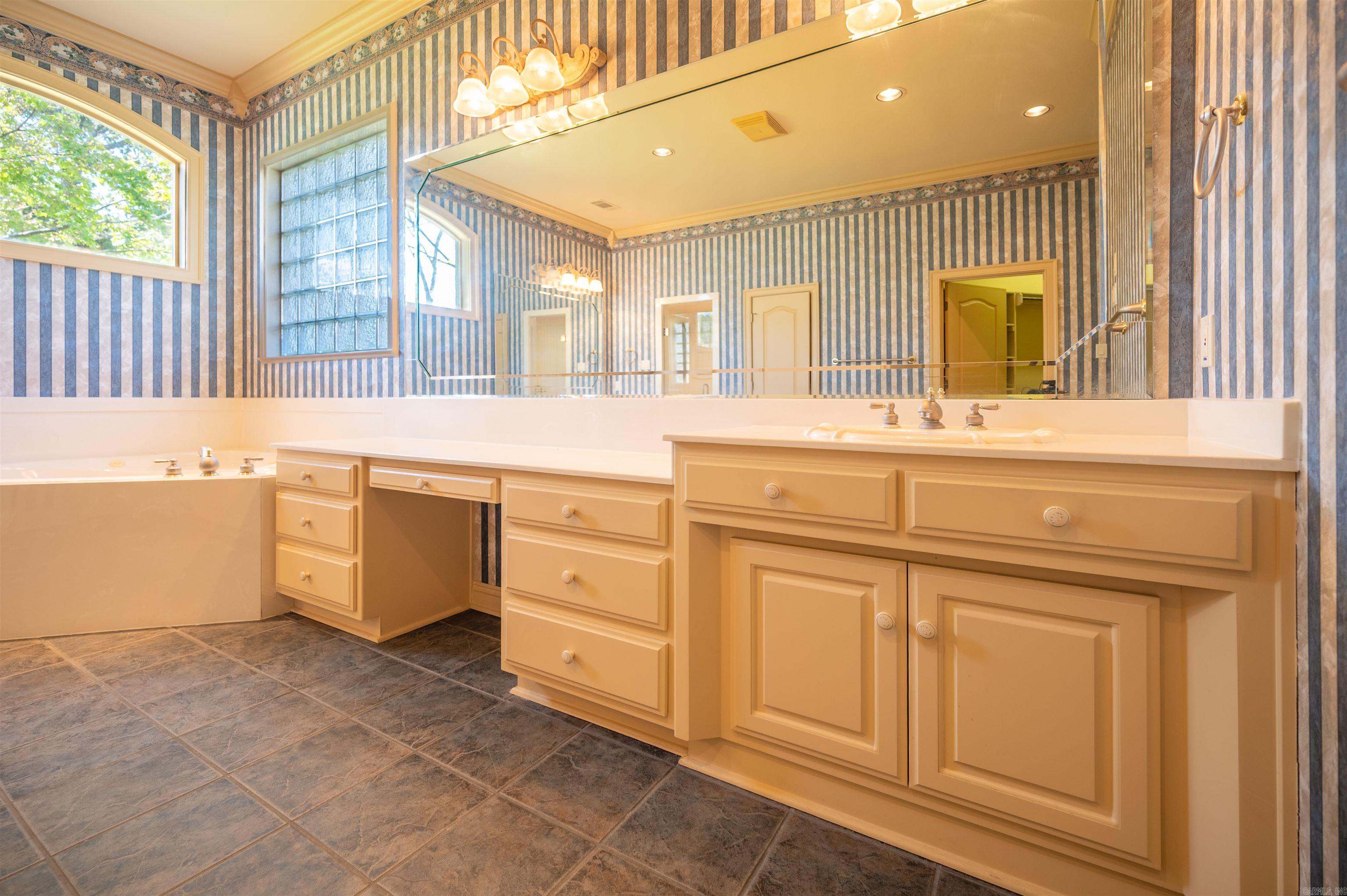GREYSTONE - Residential