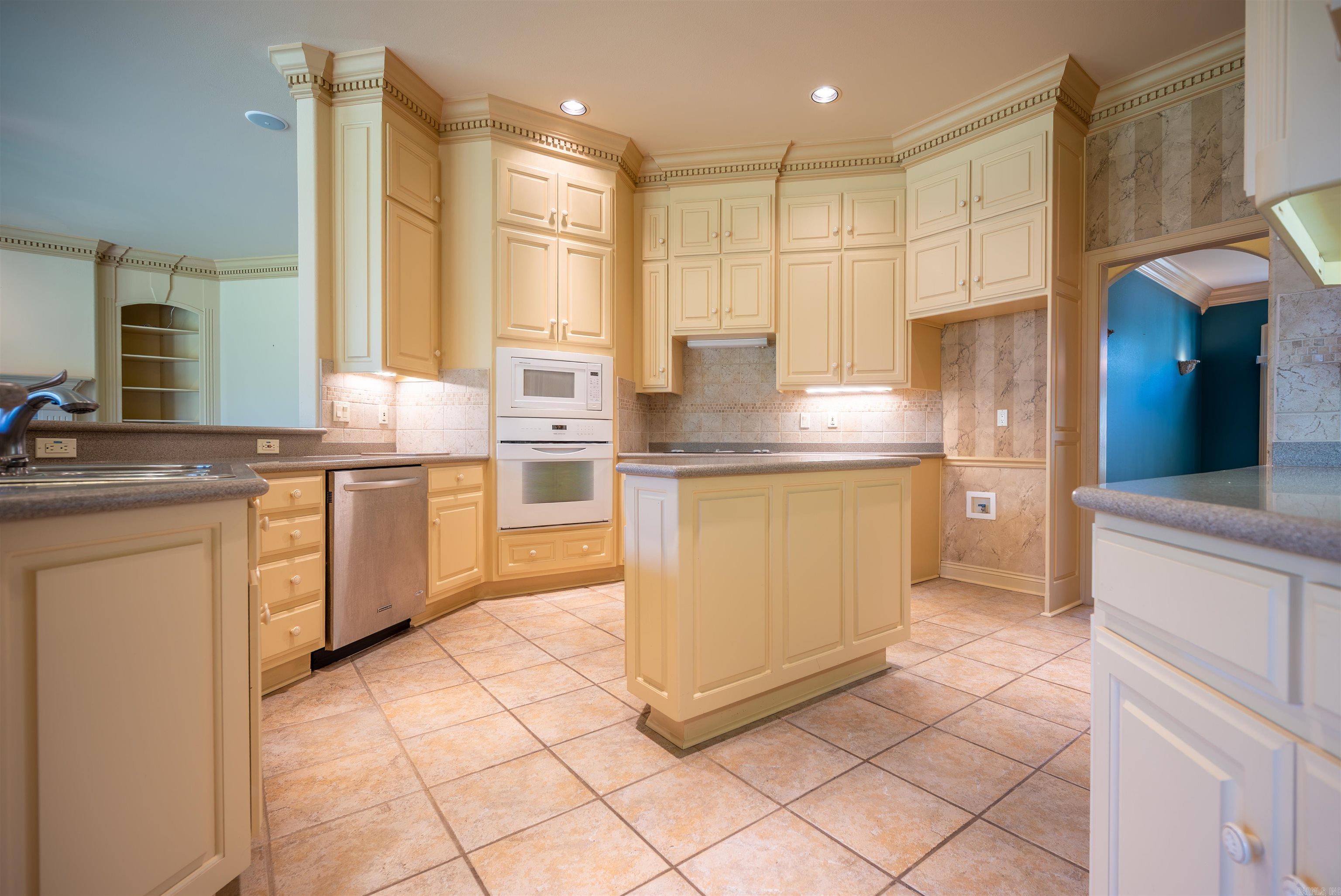 GREYSTONE - Residential