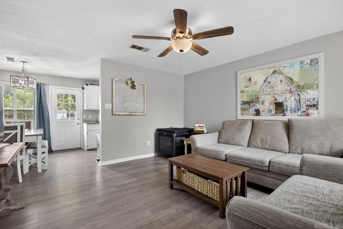 CLOVER RIDGE - Residential