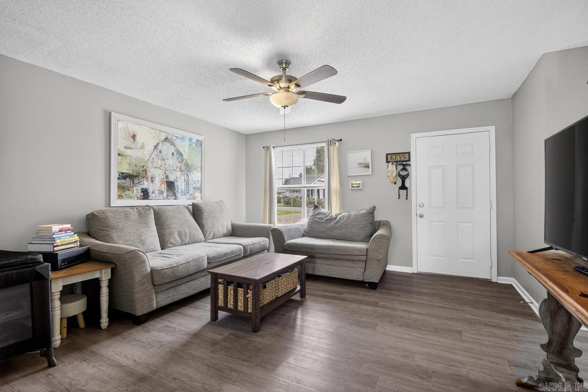 CLOVER RIDGE - Residential