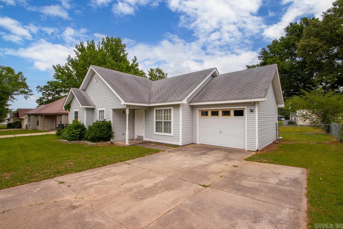 CLOVER RIDGE - Residential
