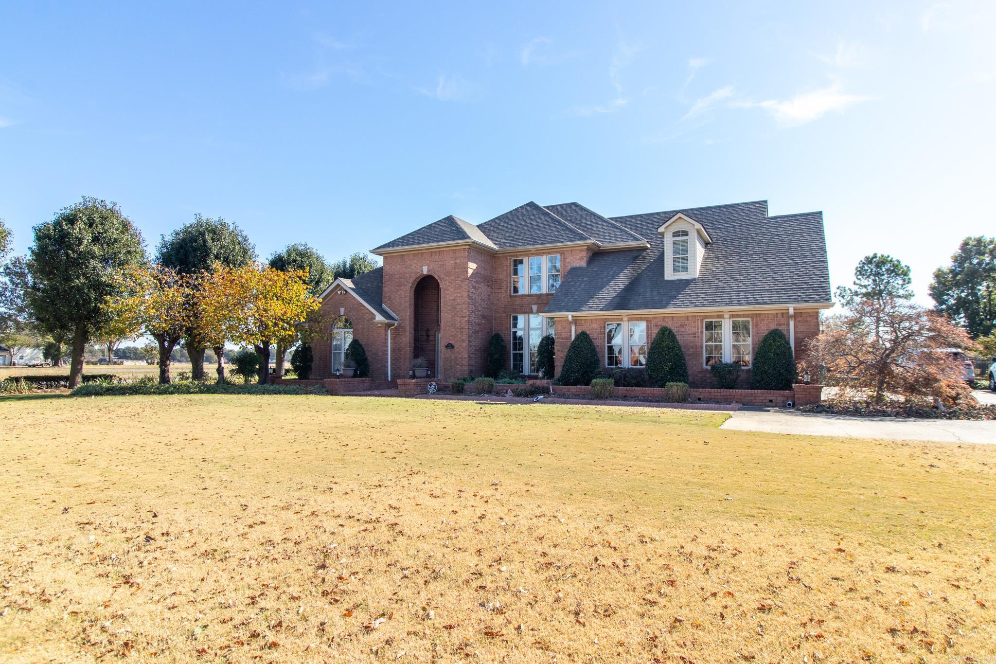 BRIARCREST - Residential